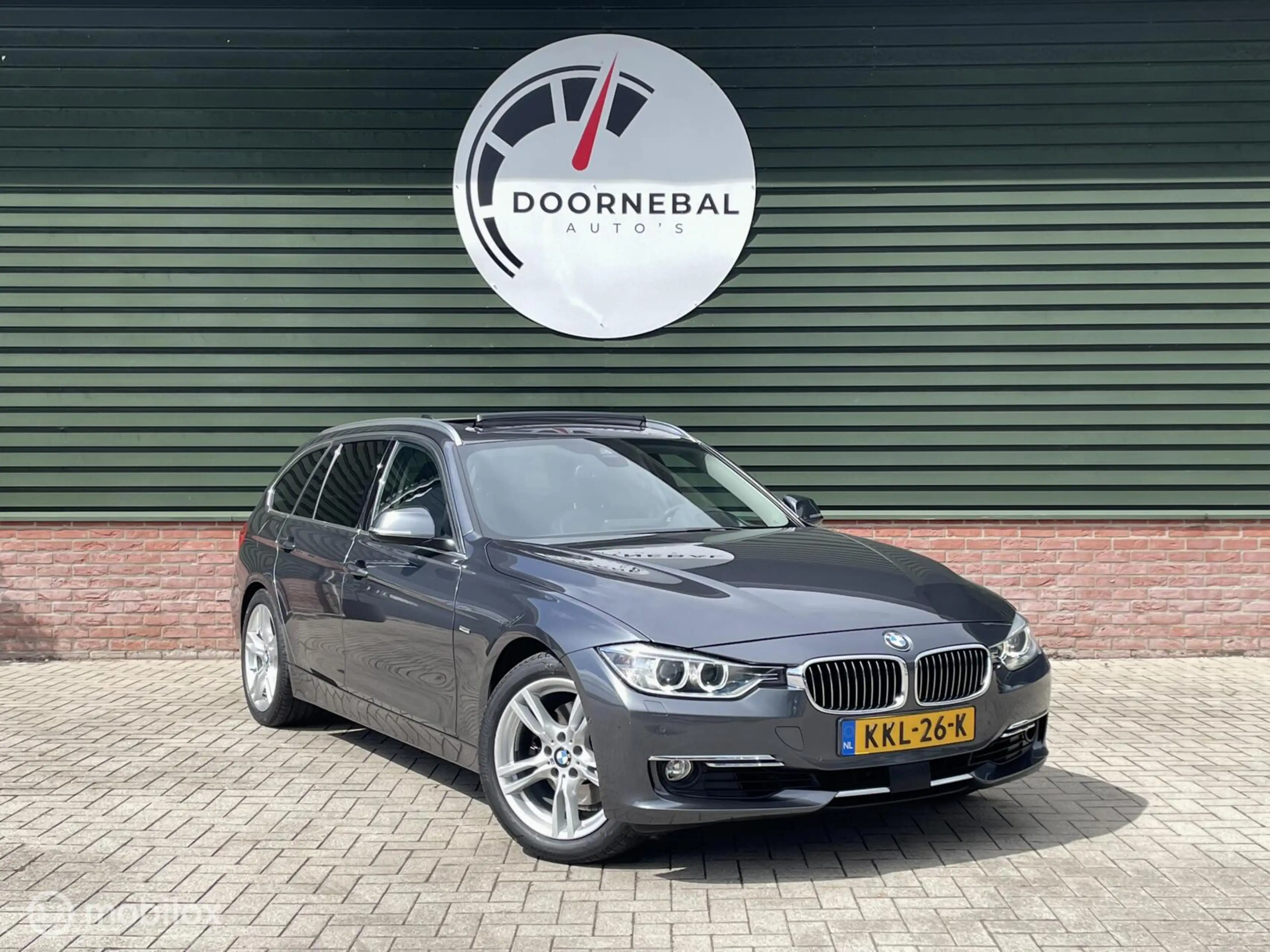 BMW 328 3-serie Touring 328i Luxury / KEURIG / PANORAMA /
