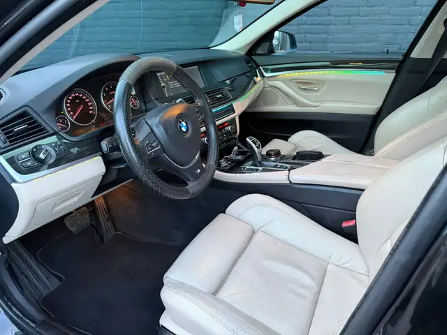 BMW 5 Series view 15