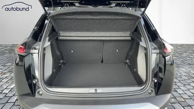 Peugeot 2008 view 8