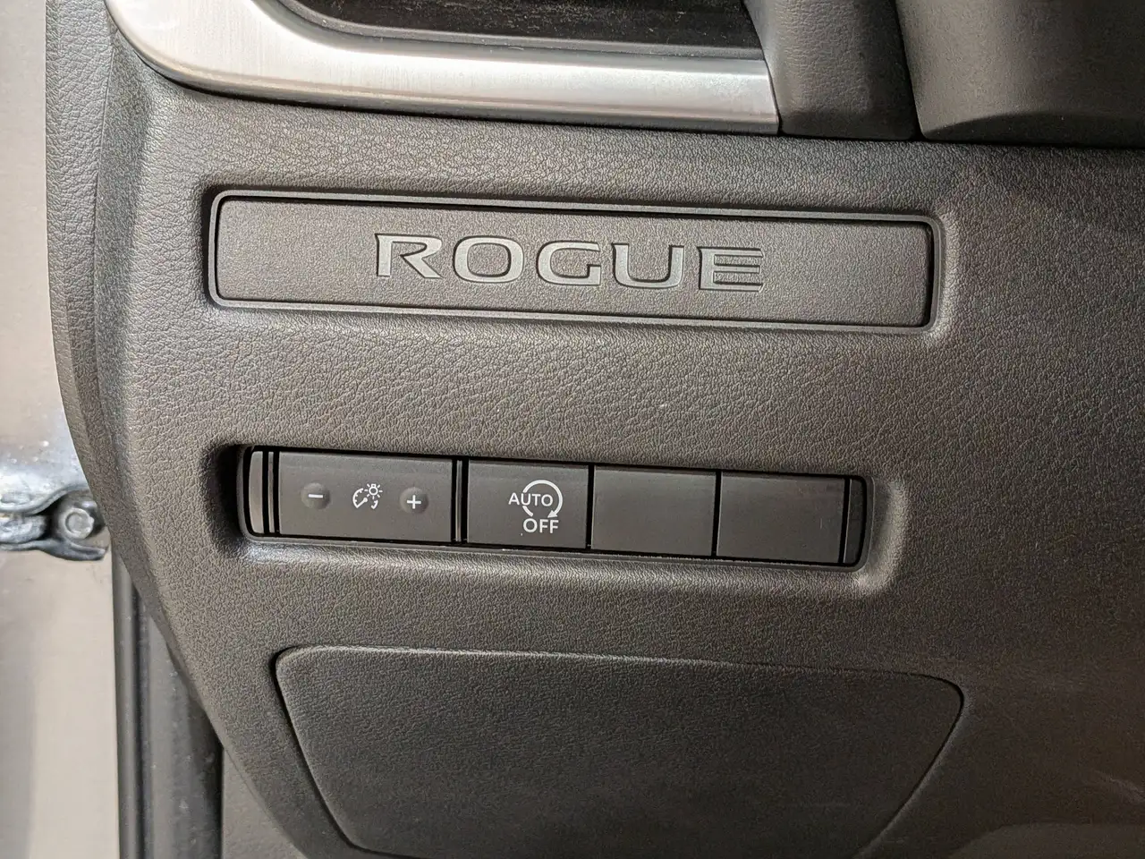 Nissan Rogue fotografie Nissan Rogue