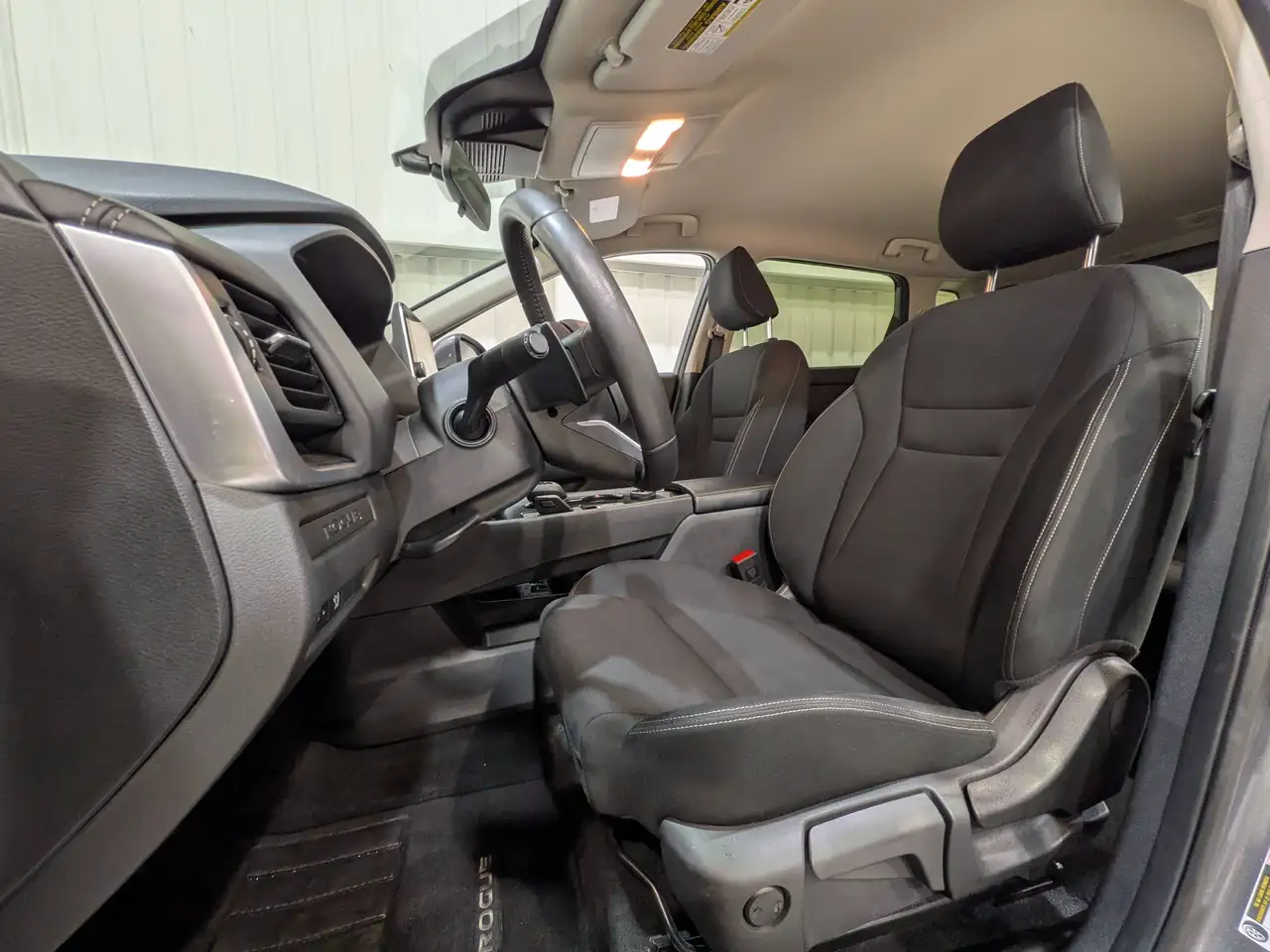 Nissan Rogue fotografie Nissan Rogue