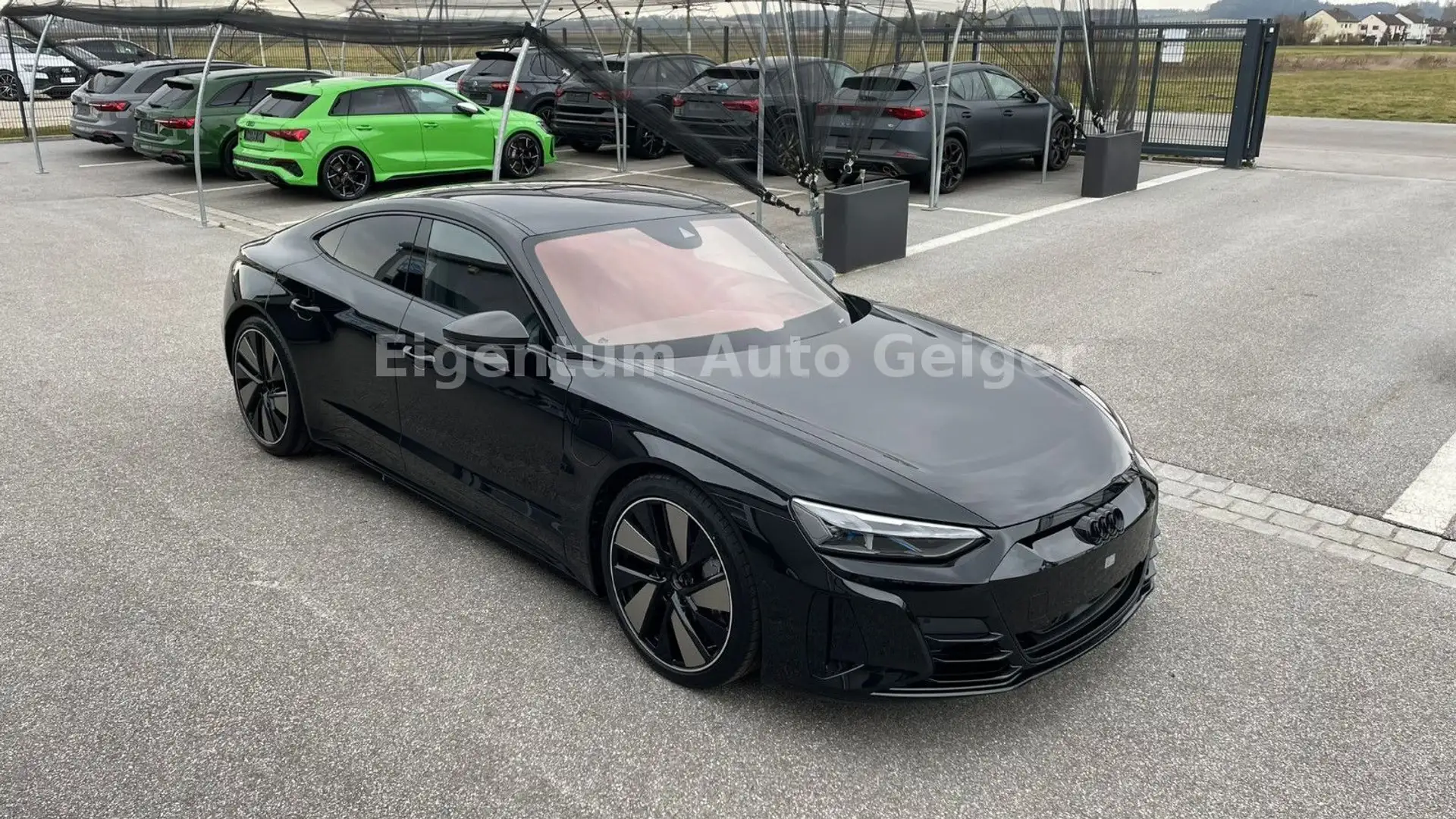 Audi e-tron GT RS *CERAMIC* UPE: 176.764,86,- Euro Чорний - 1