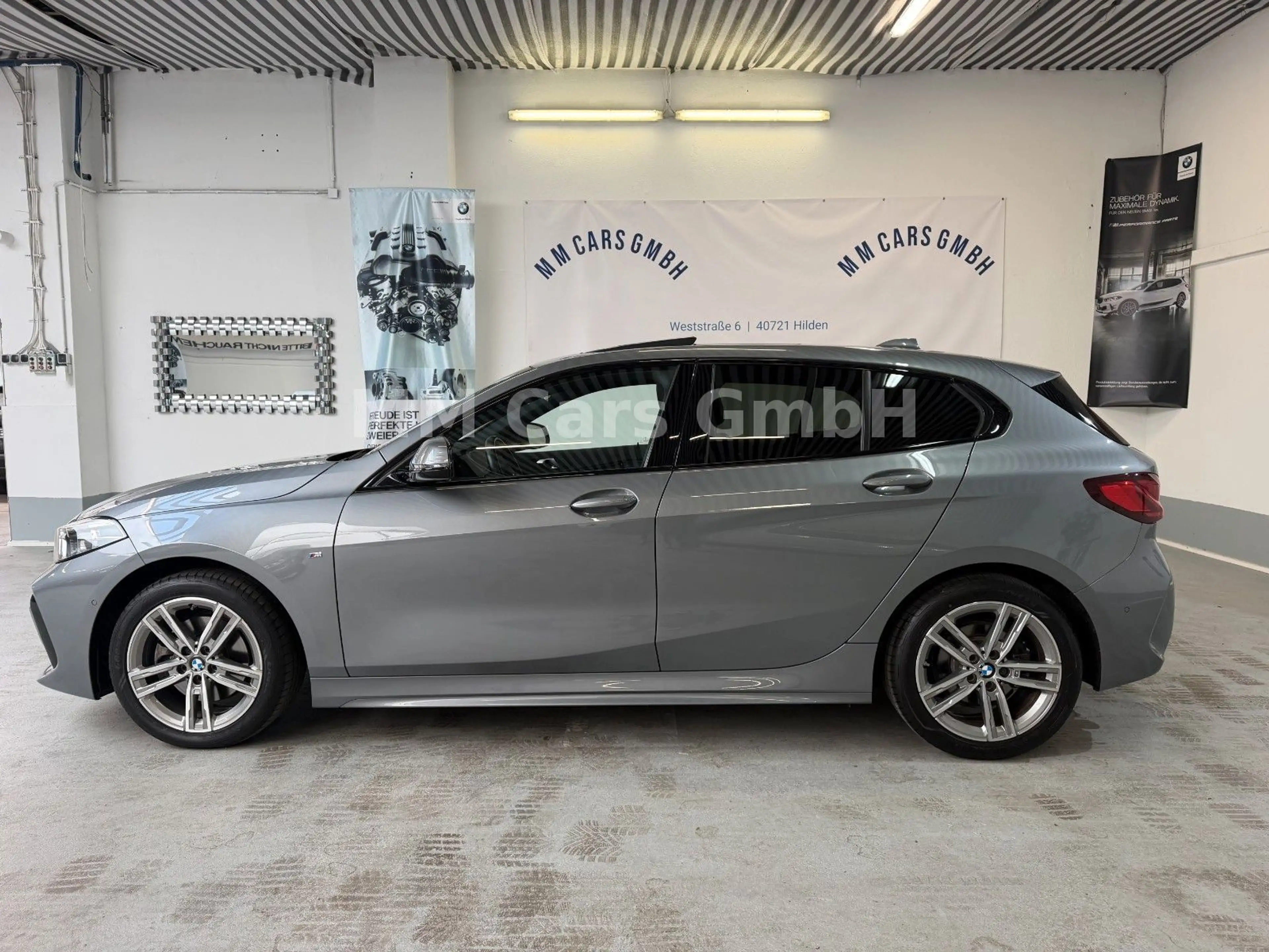 BMW 118 i M Sport — photo 4