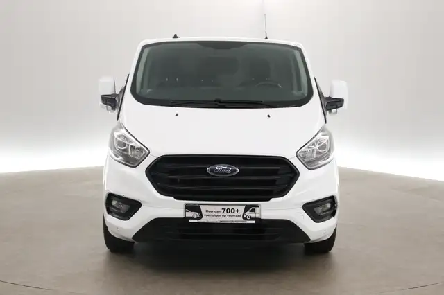 Ford Transit Custom view 8