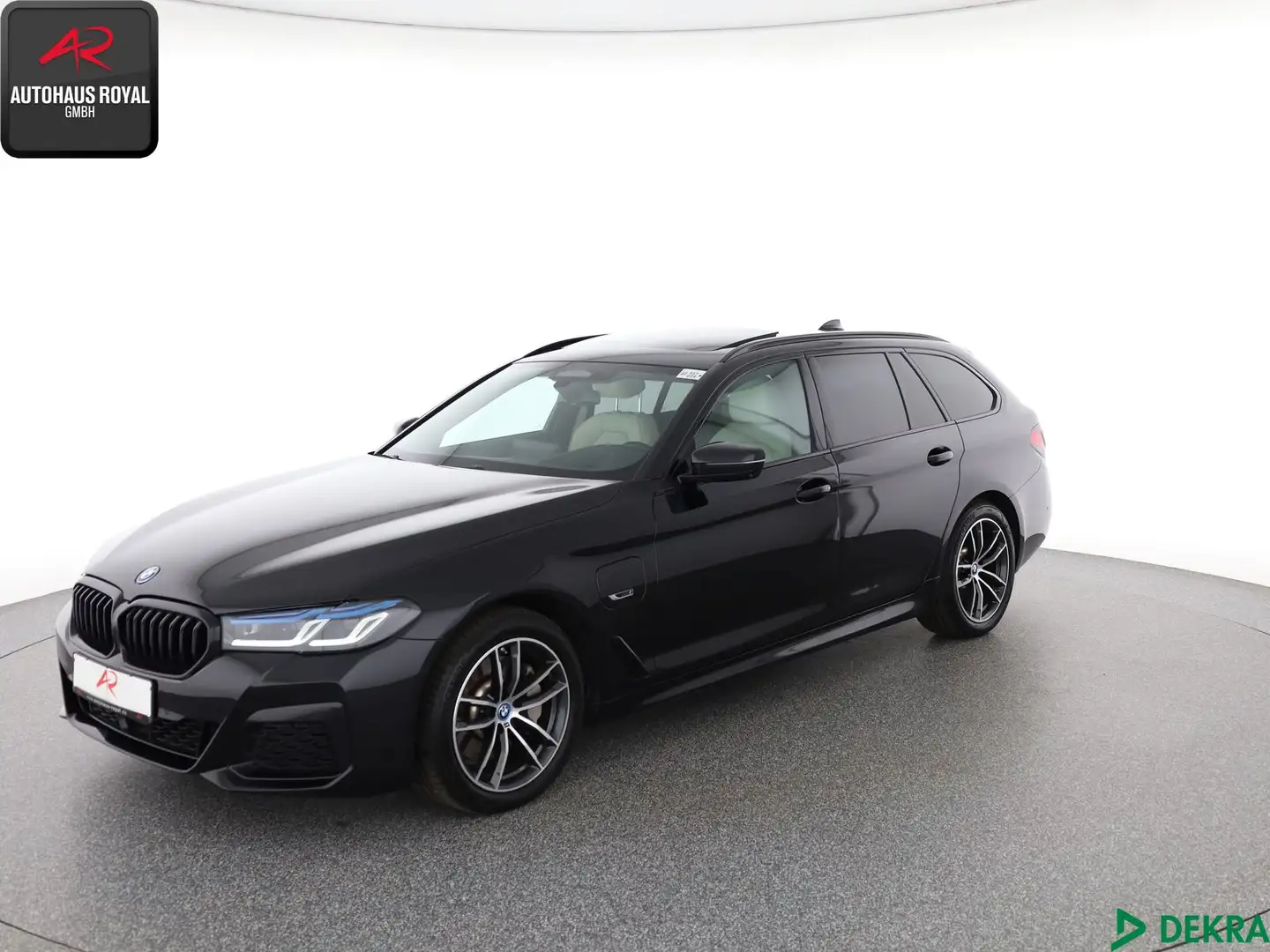 BMW 530 530 e T xDrive M SPORT SHADOW LASER,360GRAD,PANO Schwarz - 1