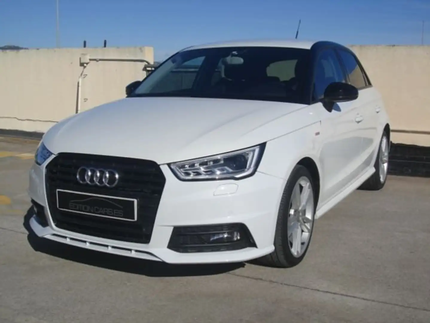 Audi A1 Sportback 1.4 TFSI Design S-T 92kW Weiß - 1