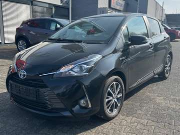 Hybrid Y20 Team D/ RFK / SHZ / CarPlay / Klima