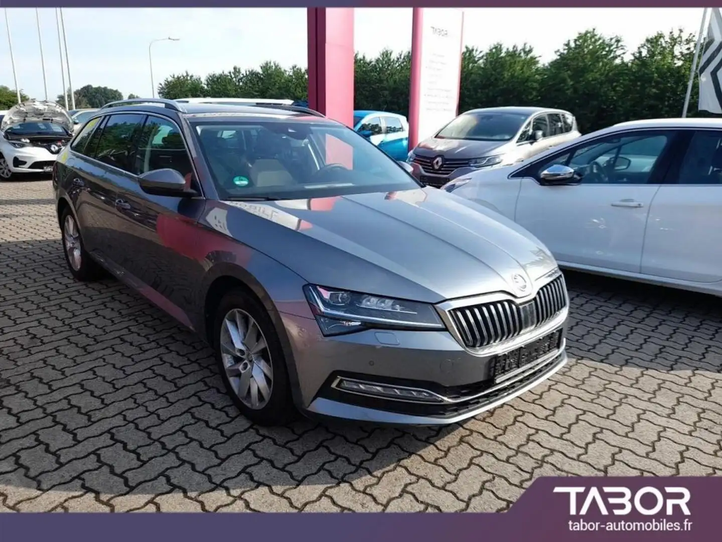 Skoda Superb Combi 2.0 TSI 190 DSG Style Matrix Gris - 2