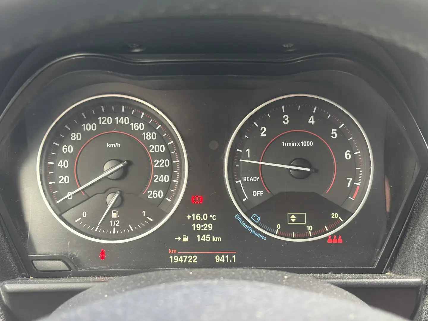 BMW 114 EDE Executive sport nav groot Zwart - 1