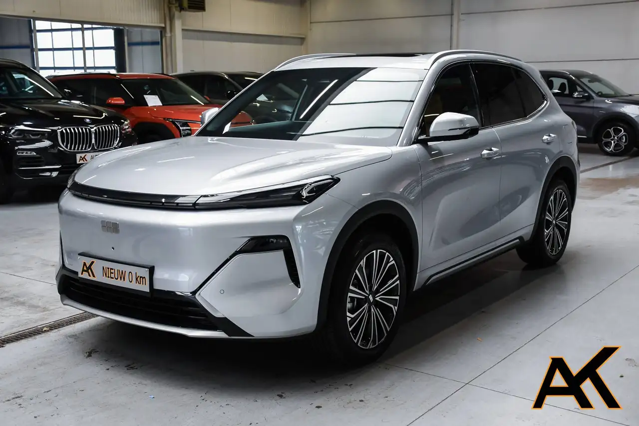 Geely Starray EM-i 2026