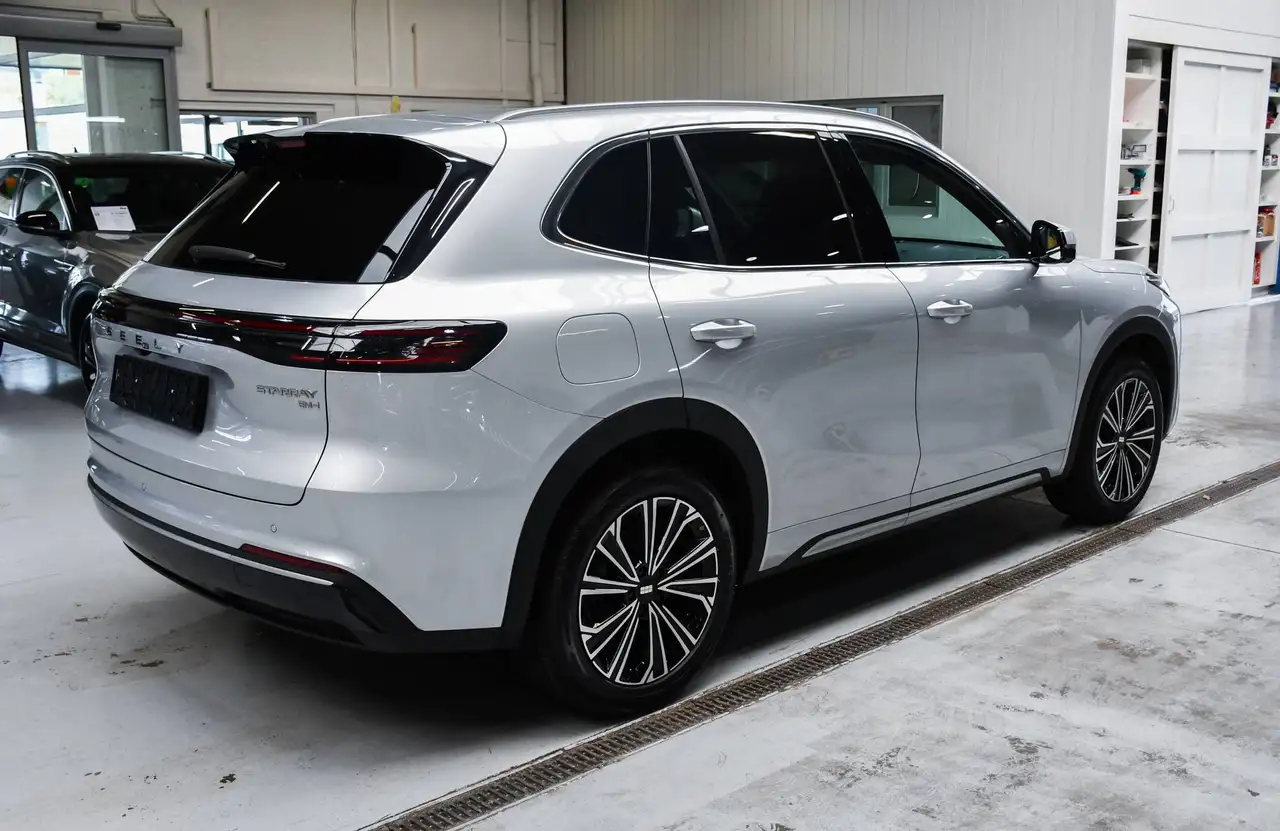 Geely Starray EM-i 2026