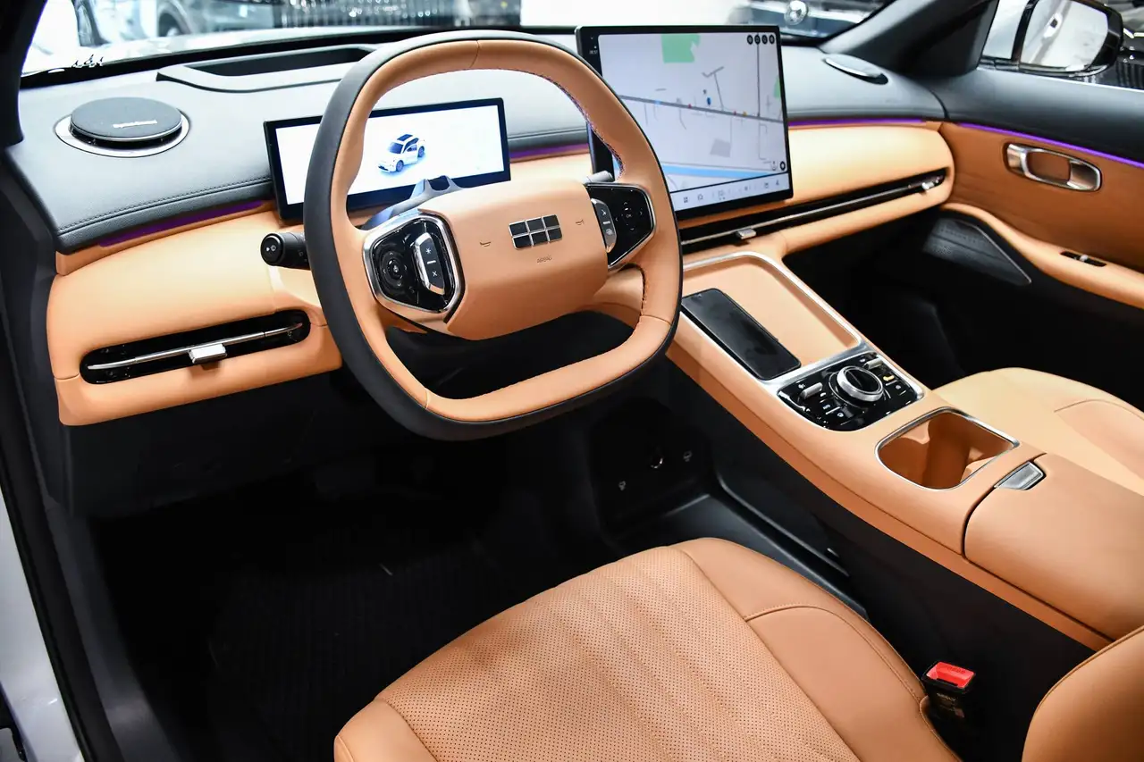 Geely Starray EM-i 2026 — фото 9