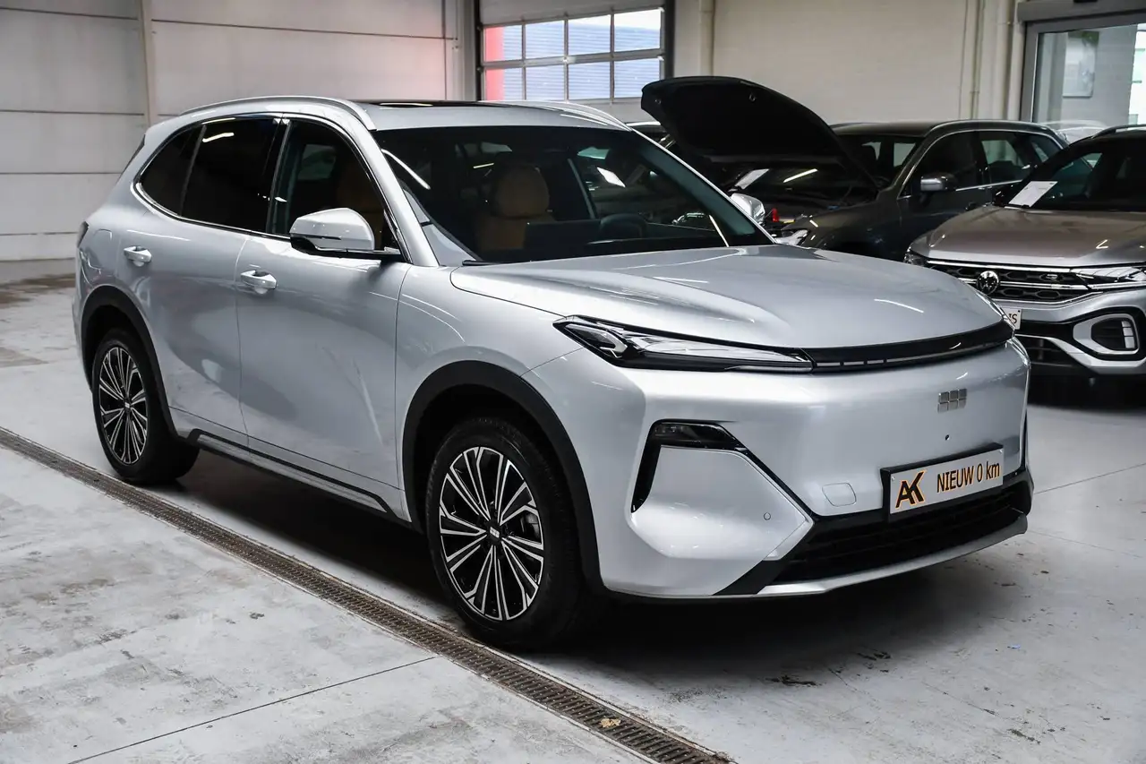 Geely Starray EM-i 2026