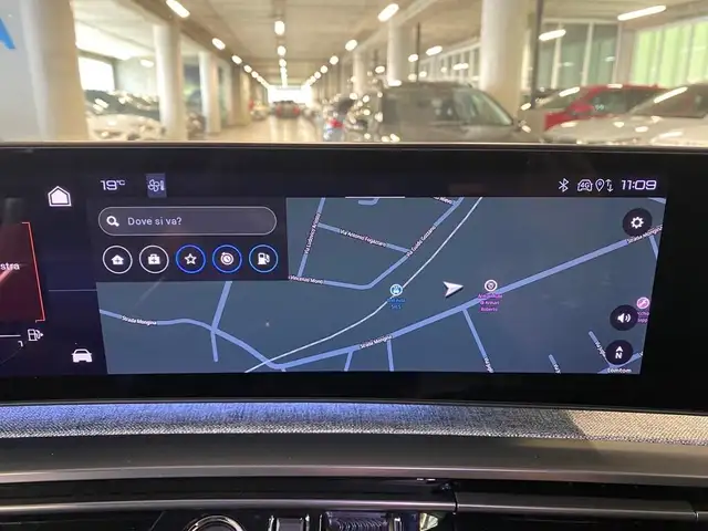 Peugeot 5008 view 10
