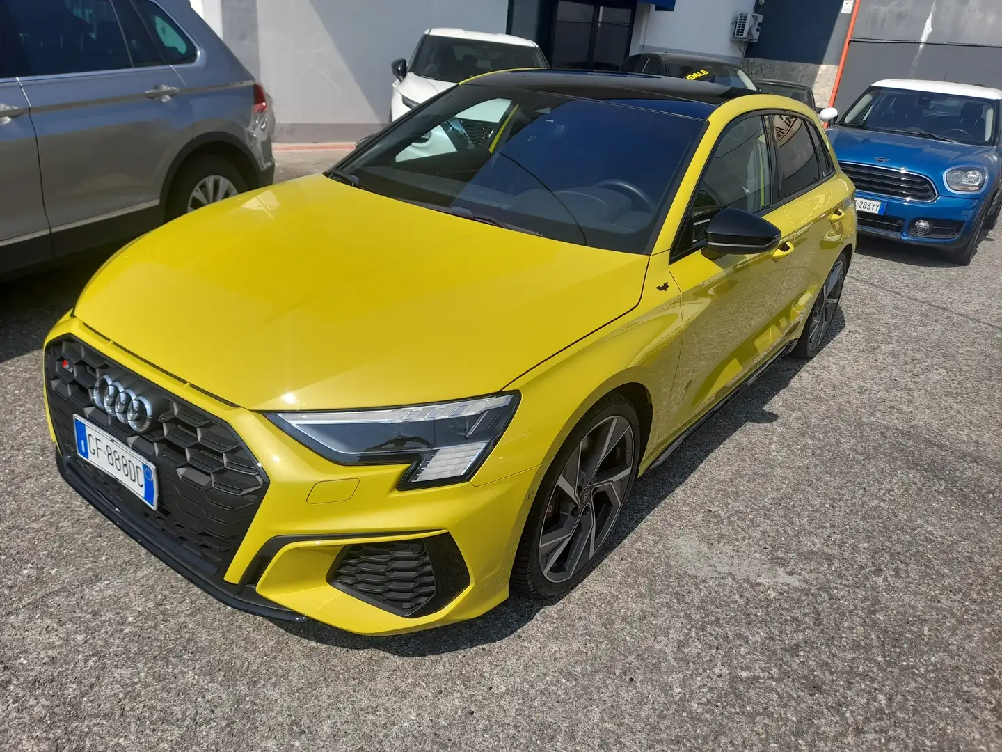 Audi S3 S3 Sportback 2.0 tfsi quattro s-tronic Giallo - 1