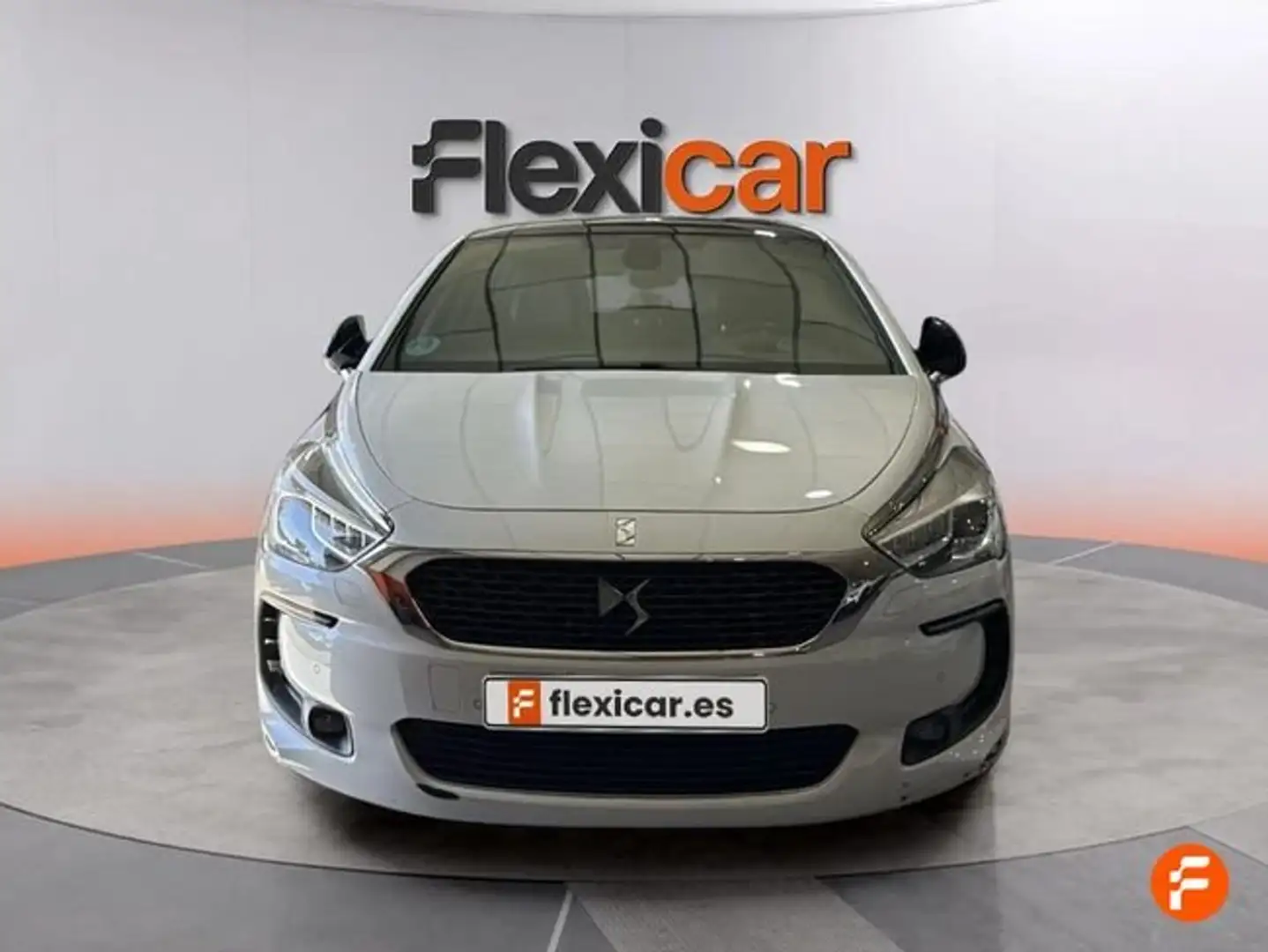 DS Automobiles DS 5 2.0BlueHDi Style EAT6 180 Weiß - 2