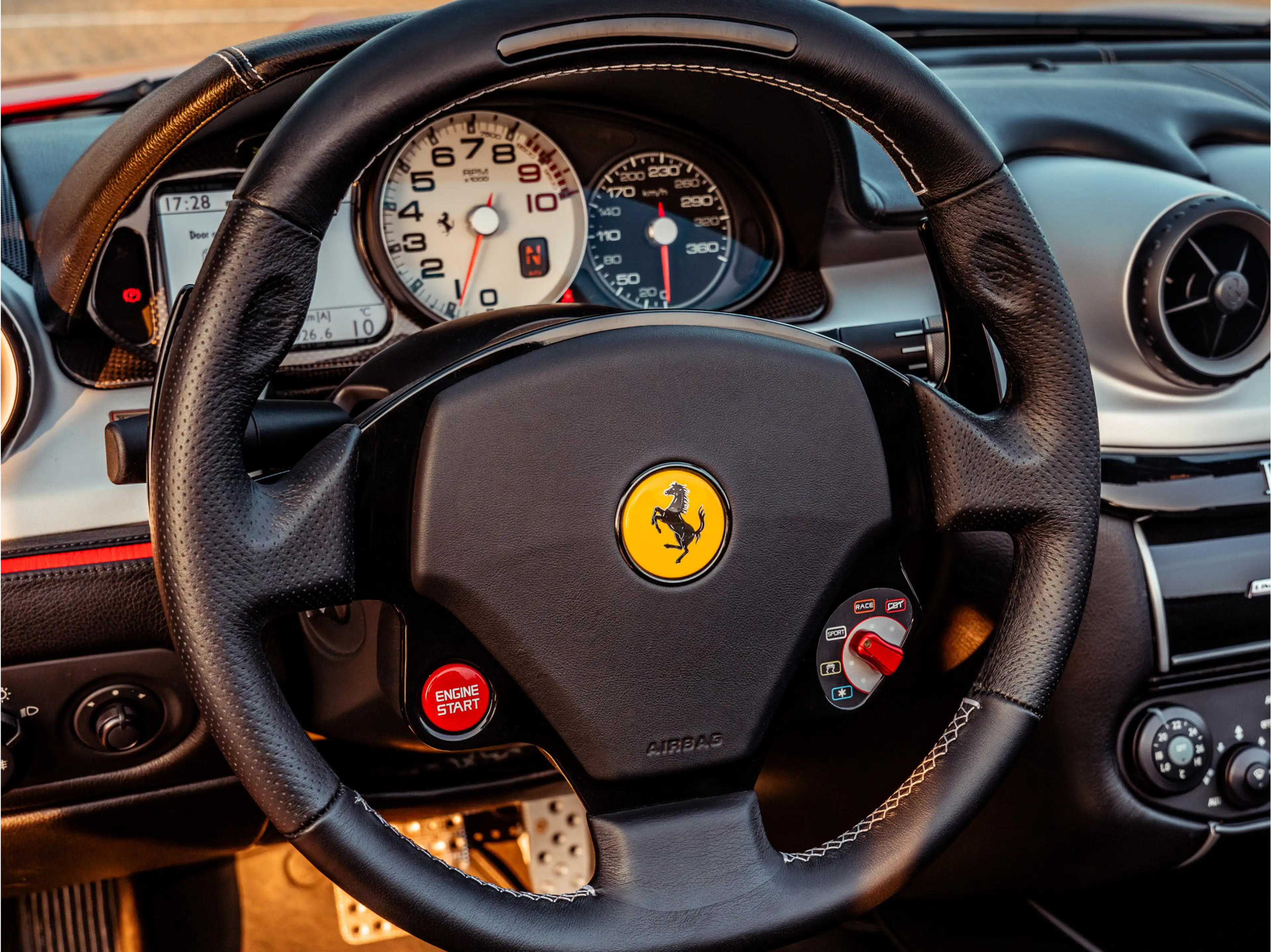 Ferrari 599 SA Aperta - Rosso F1 2007 - 1 of 80 — photo 3