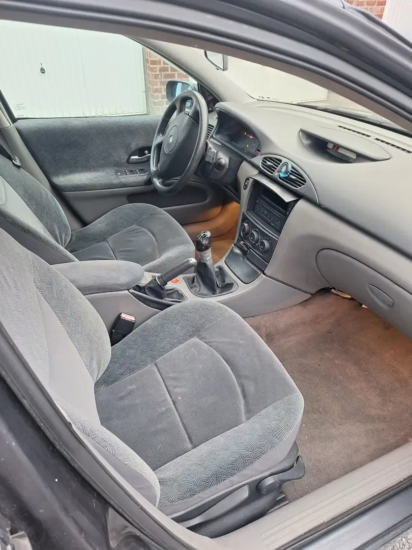 Renault Laguna 1.8i RN Confort - 2