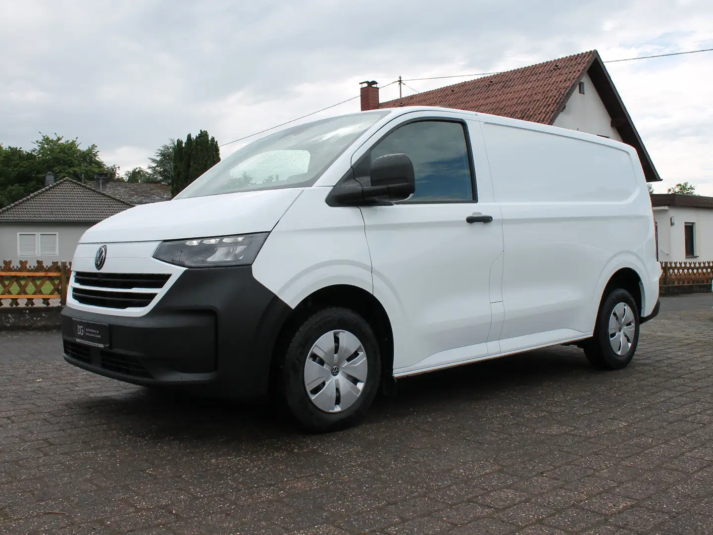 Volkswagen T7 Kastenwagen 2.0 TDI 81 kW KR Wit - 1