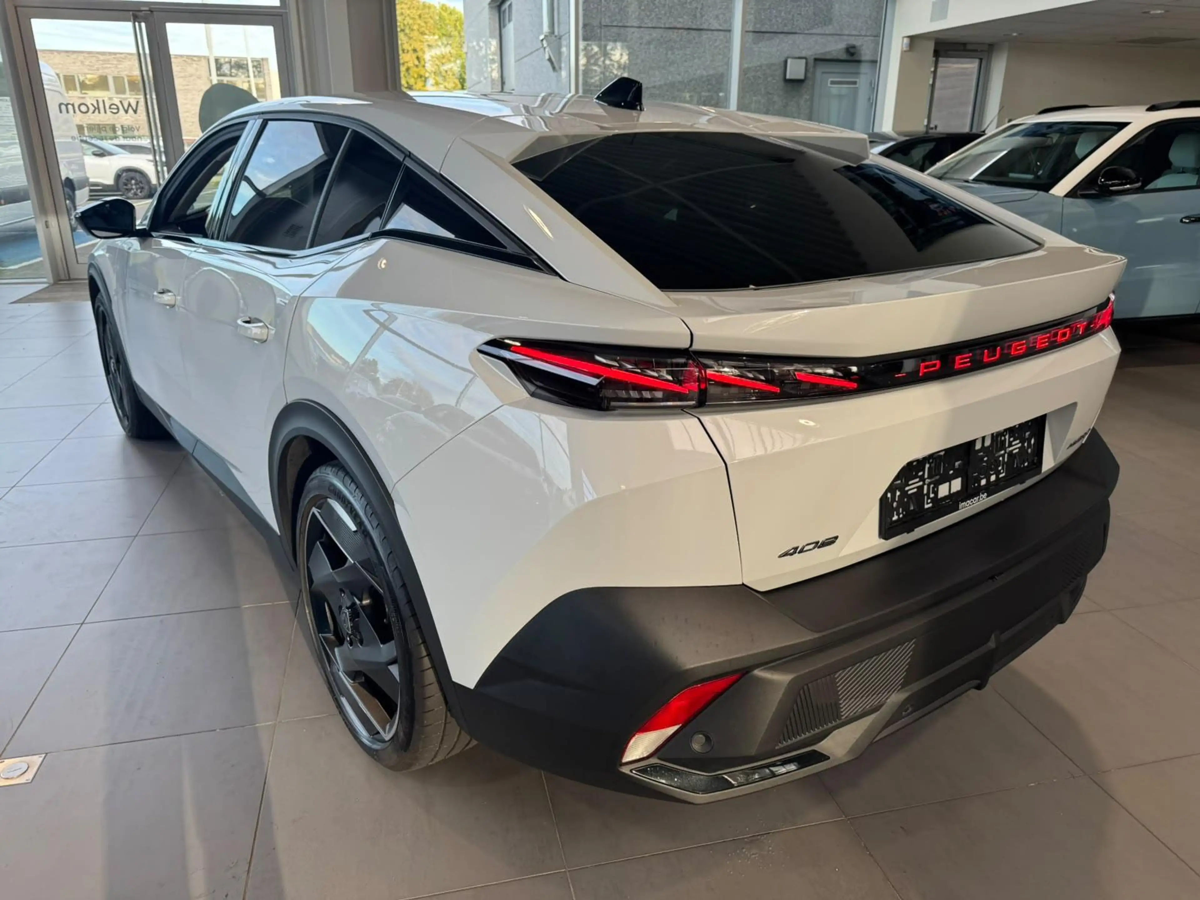 Peugeot 408 1.2 Hybrid GT e-DSC6 5d 100kW — photo 7