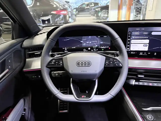 Audi Q3 view 10