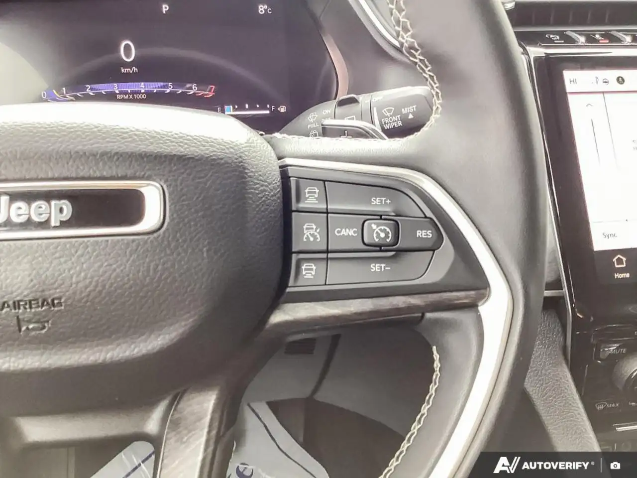 Jeep Grand Cherokee photo Jeep Grand Cherokee