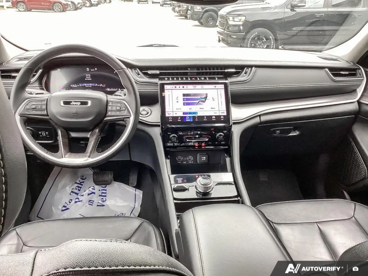 Jeep Grand Cherokee photo Jeep Grand Cherokee