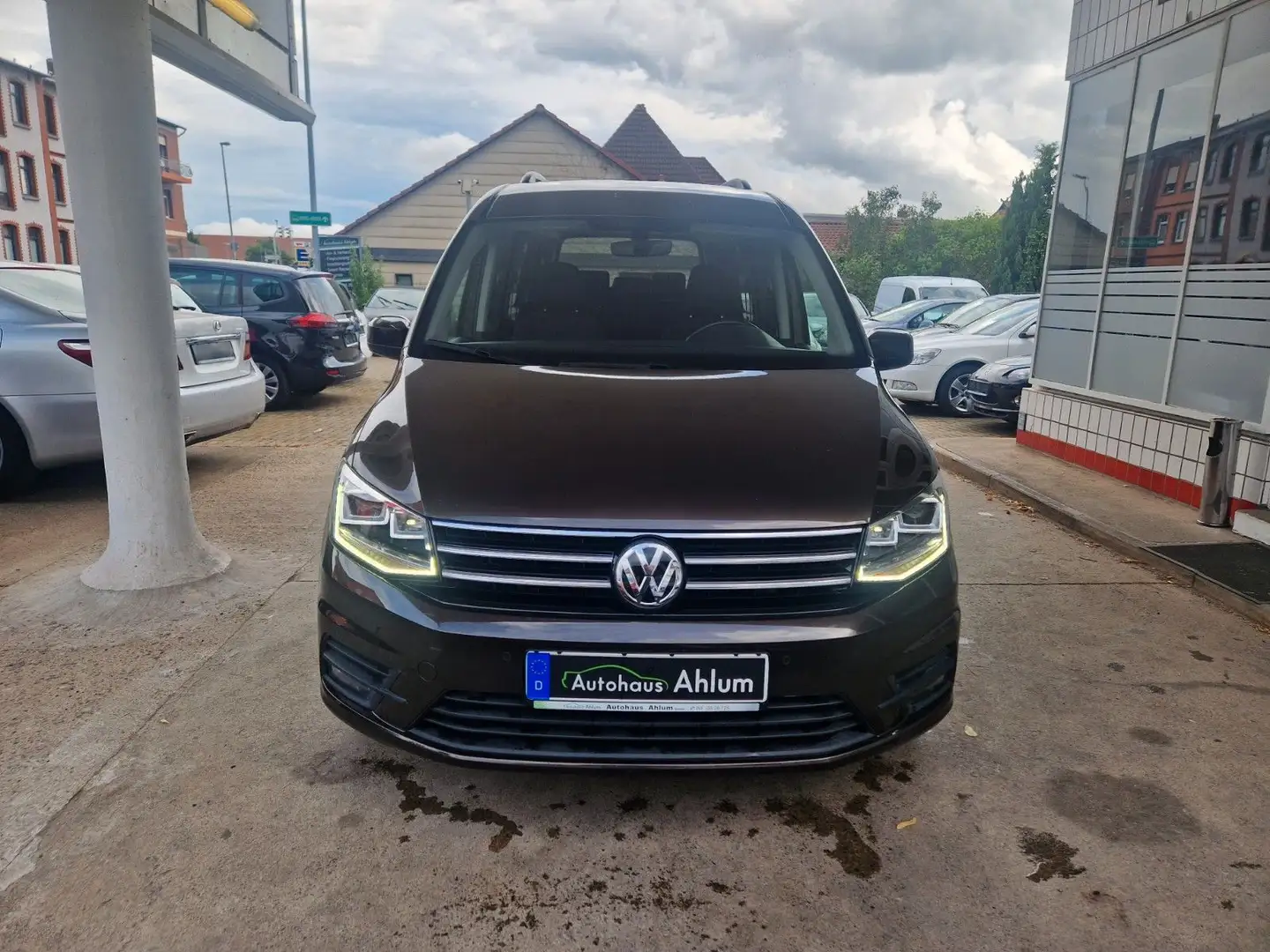 Volkswagen Caddy PKW Maxi LED 7-Sitzer AHK Klima Sitzhzg. Rot - 2