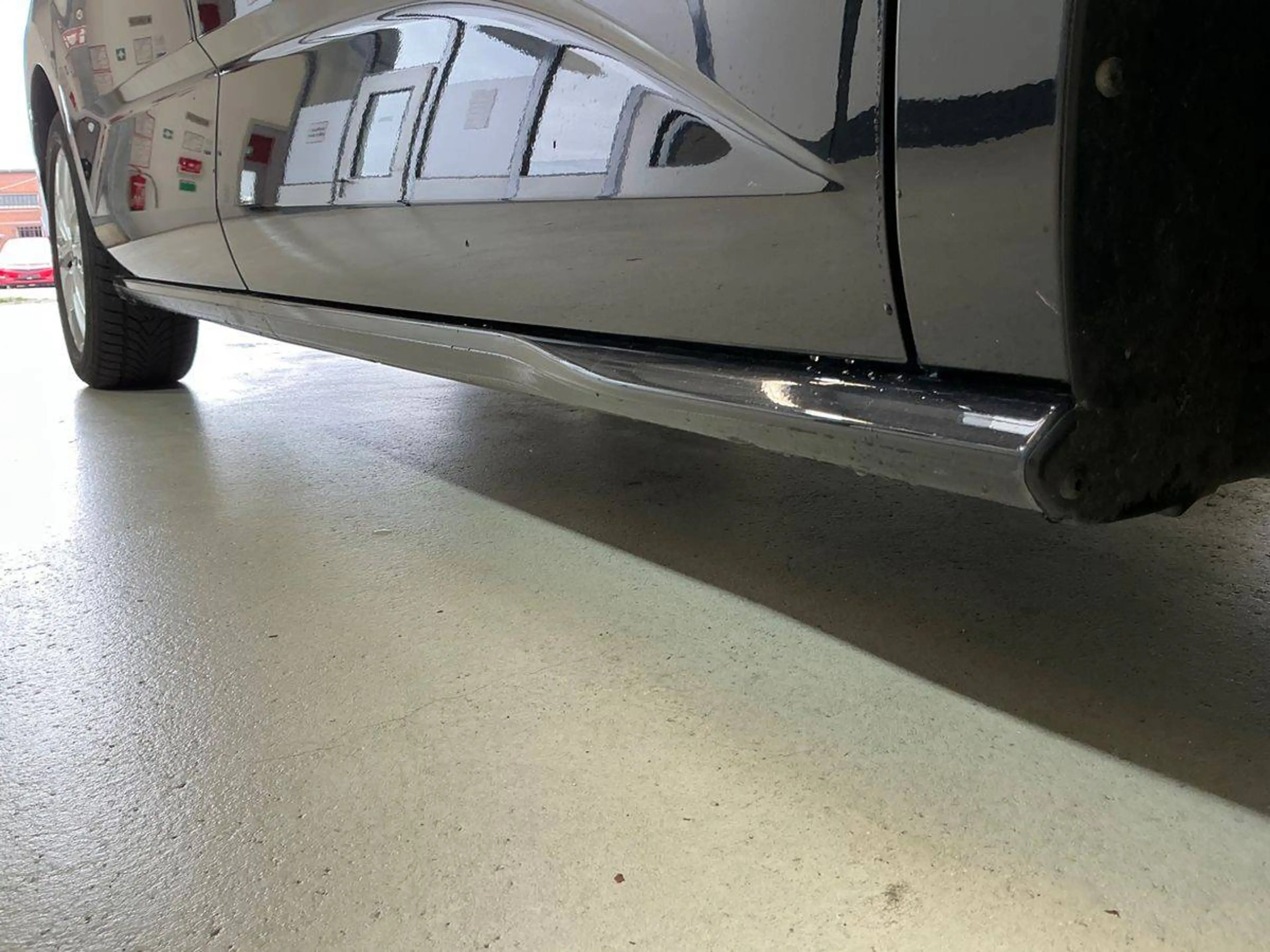 Volkswagen T7 Multivan lang Style — photo 11