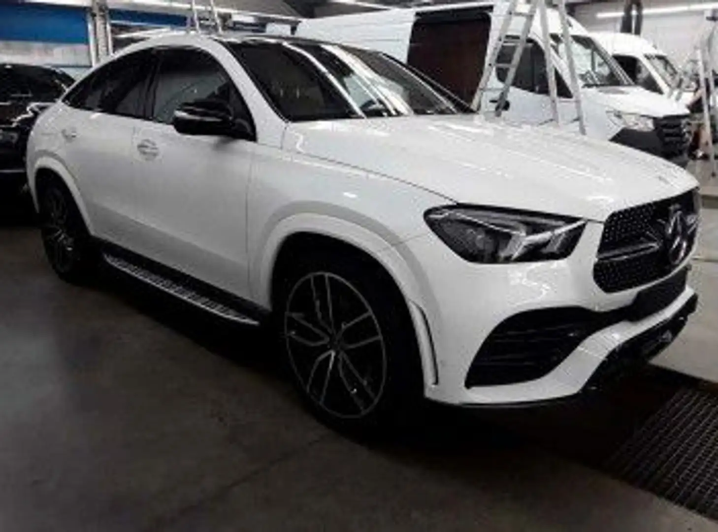 Mercedes-Benz GLE 400 d Coupe AMG 2x*SITZKLIM*LUFT*PANO*BURM*22 Blanc - 2