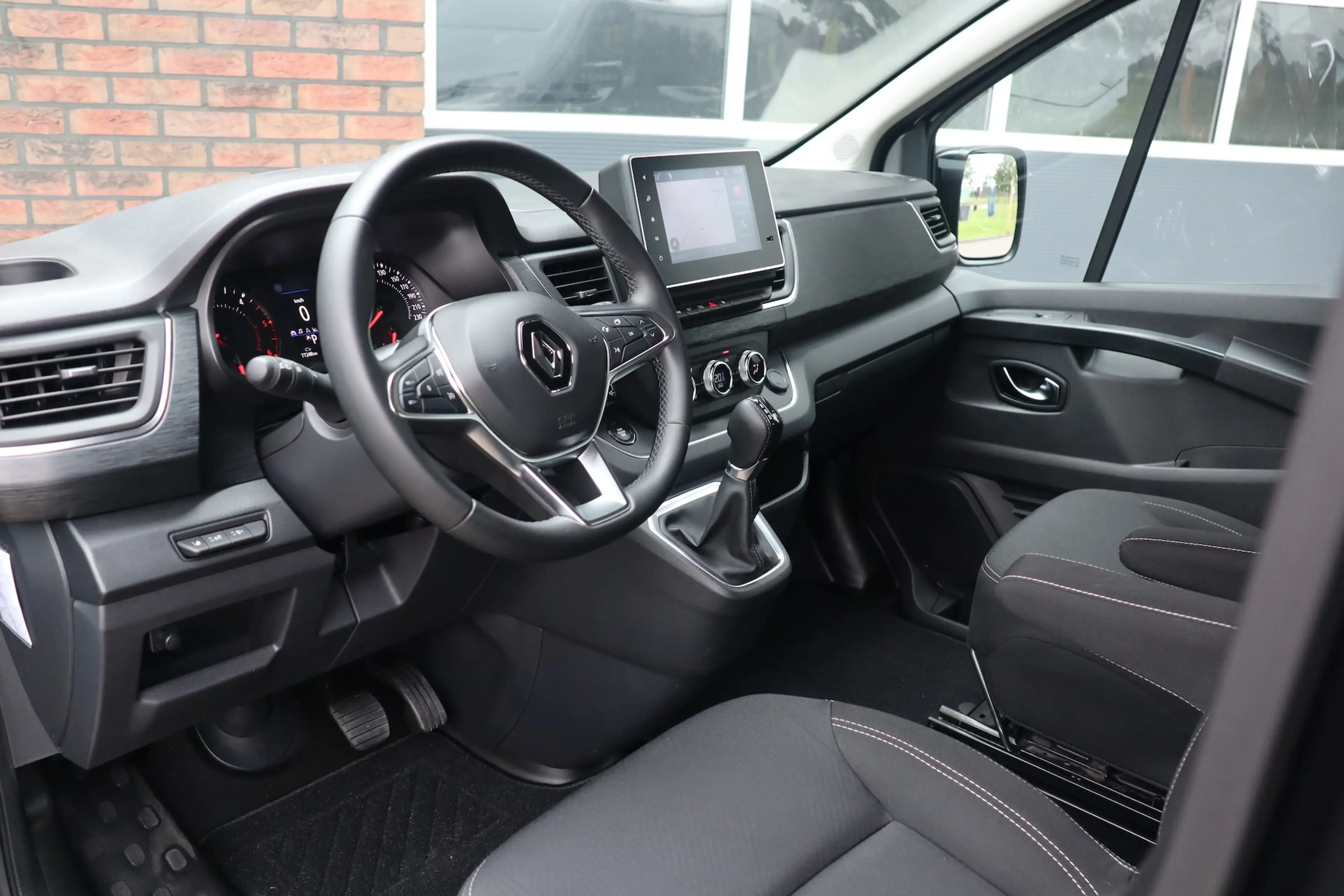 Renault Trafic 2.0 dCi 150 EDC T29 L2H1 DC 2x schuifdeur — photo 5