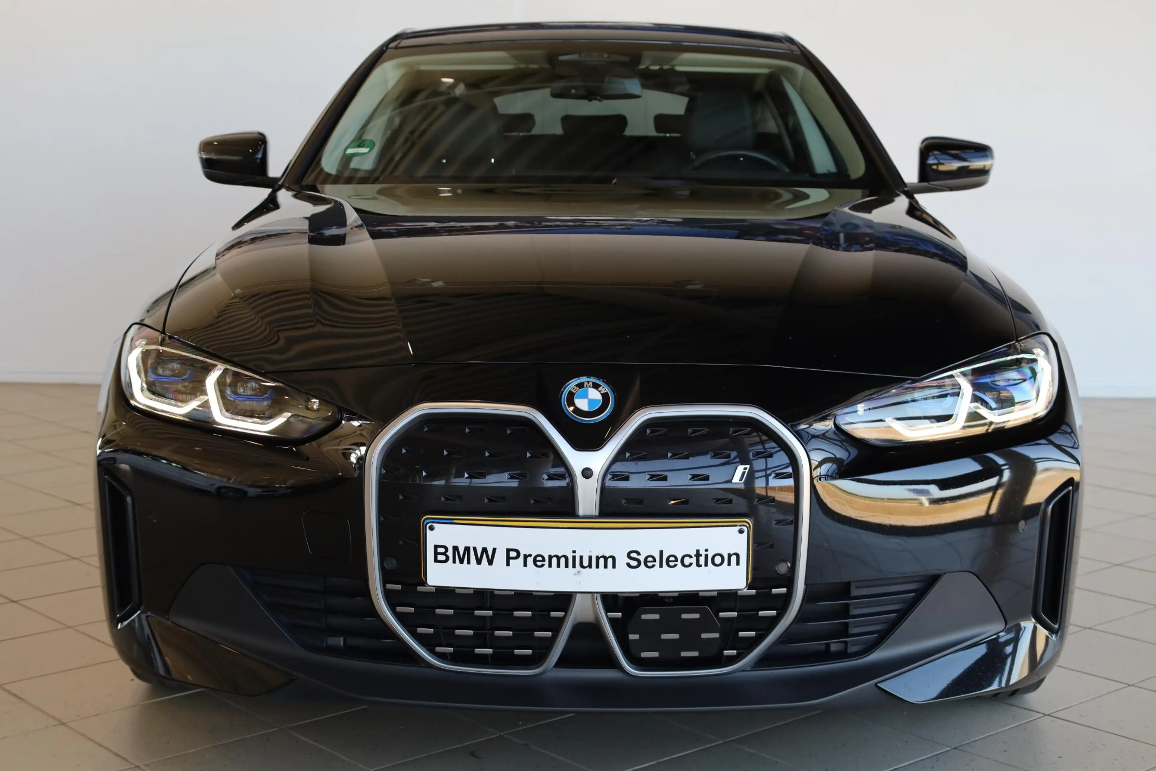 BMW i4 eDrive40 | Rondomzicht Camera | Stoelverwarming | — photo 4