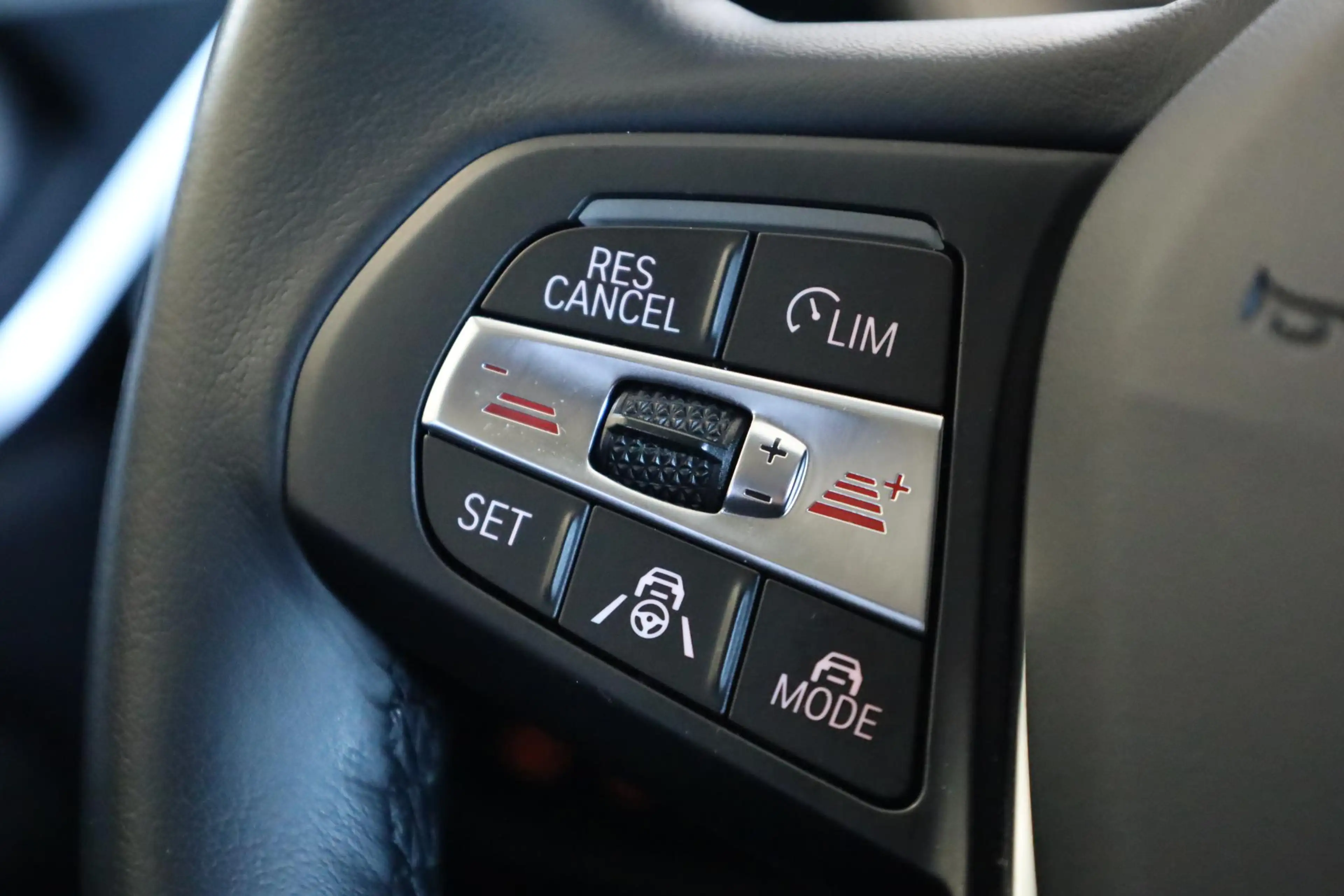 BMW i4 eDrive40 | Rondomzicht Camera | Stoelverwarming | — photo 13