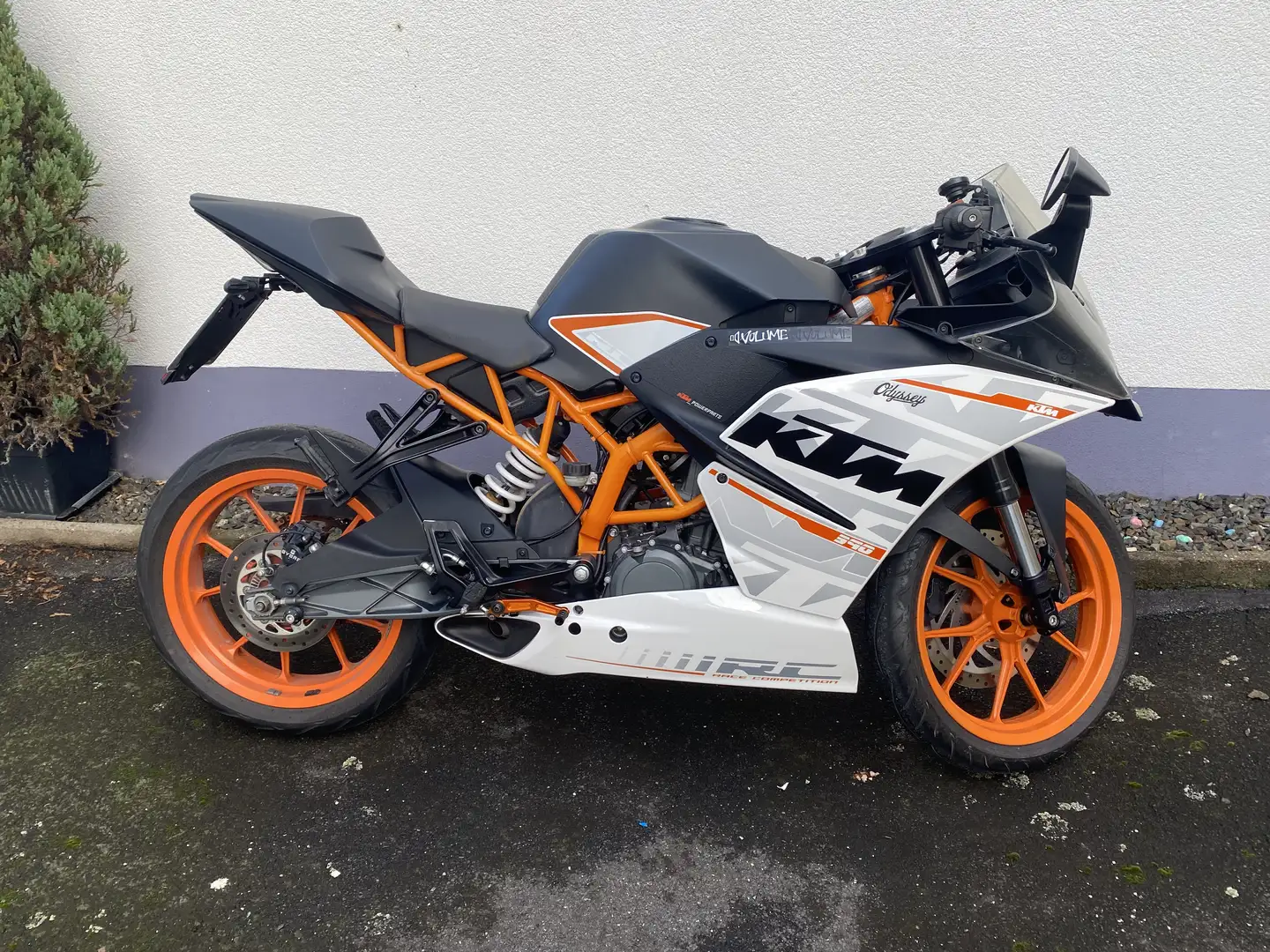 KTM RC 390 ABS Бежевий - 2