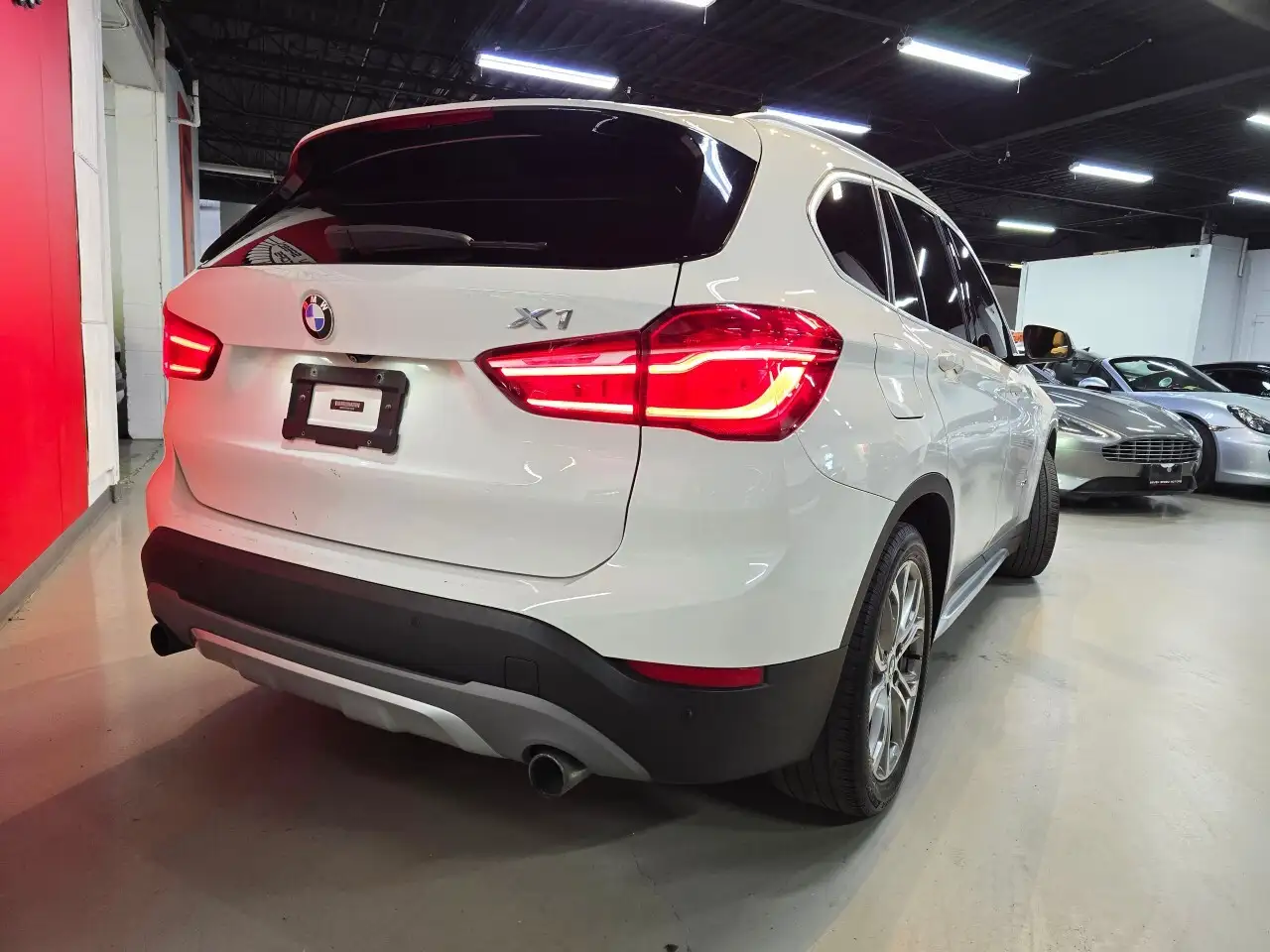 BMW X1 снимка BMW X1