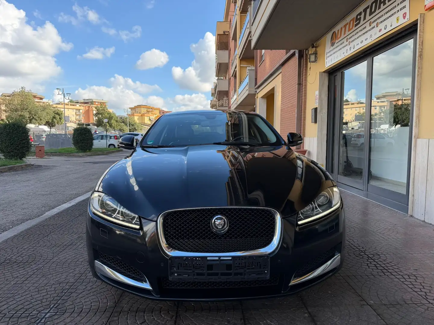 Jaguar XF XF 3.0ds V6 Premium Luxury auto UFFICIALE JAGUAR Noir - 1
