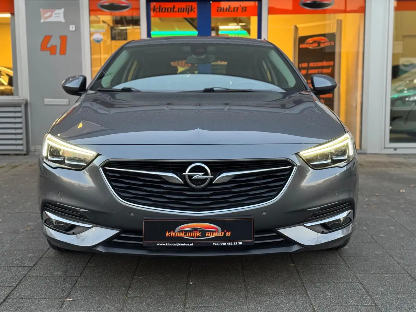 Opel Insignia Grand Sport 1.5T Innovation Leder Navi LED Dealer Grijs - 2