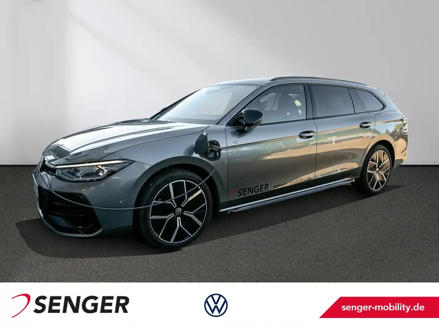 Volkswagen Passat Variant R-Line 1.5 eHybrid Matrix Sitzh. Grau - 1