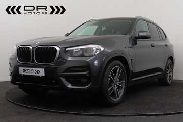 30 e-HYBRIDE - xDrive 4x4 - COMFORTTOEGANG - VE...