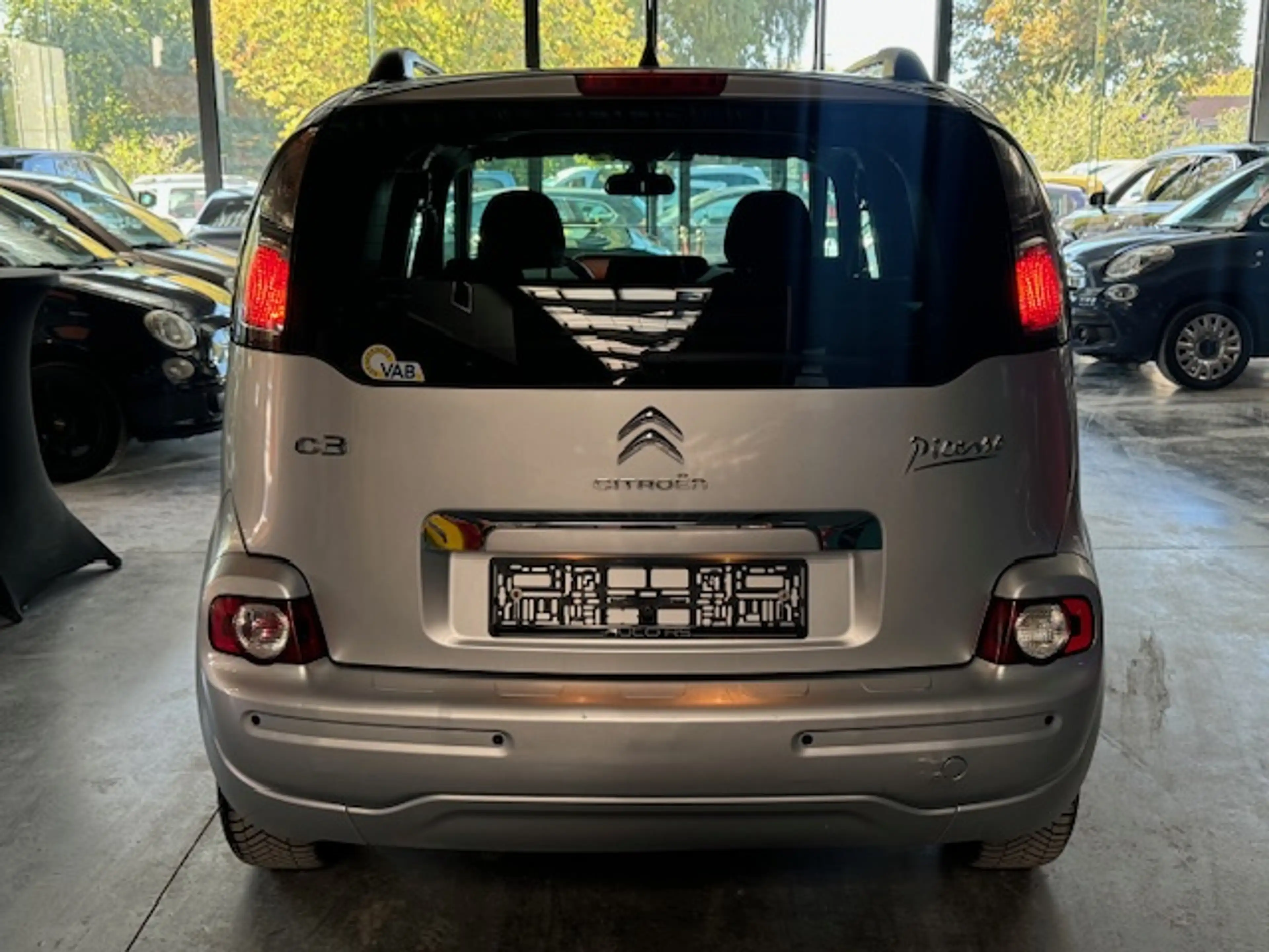 Citroen C3 Picasso 1.6 - AUTOMATIQUE - A/C - MEDIA/TEL - LIM/REG — photo 7