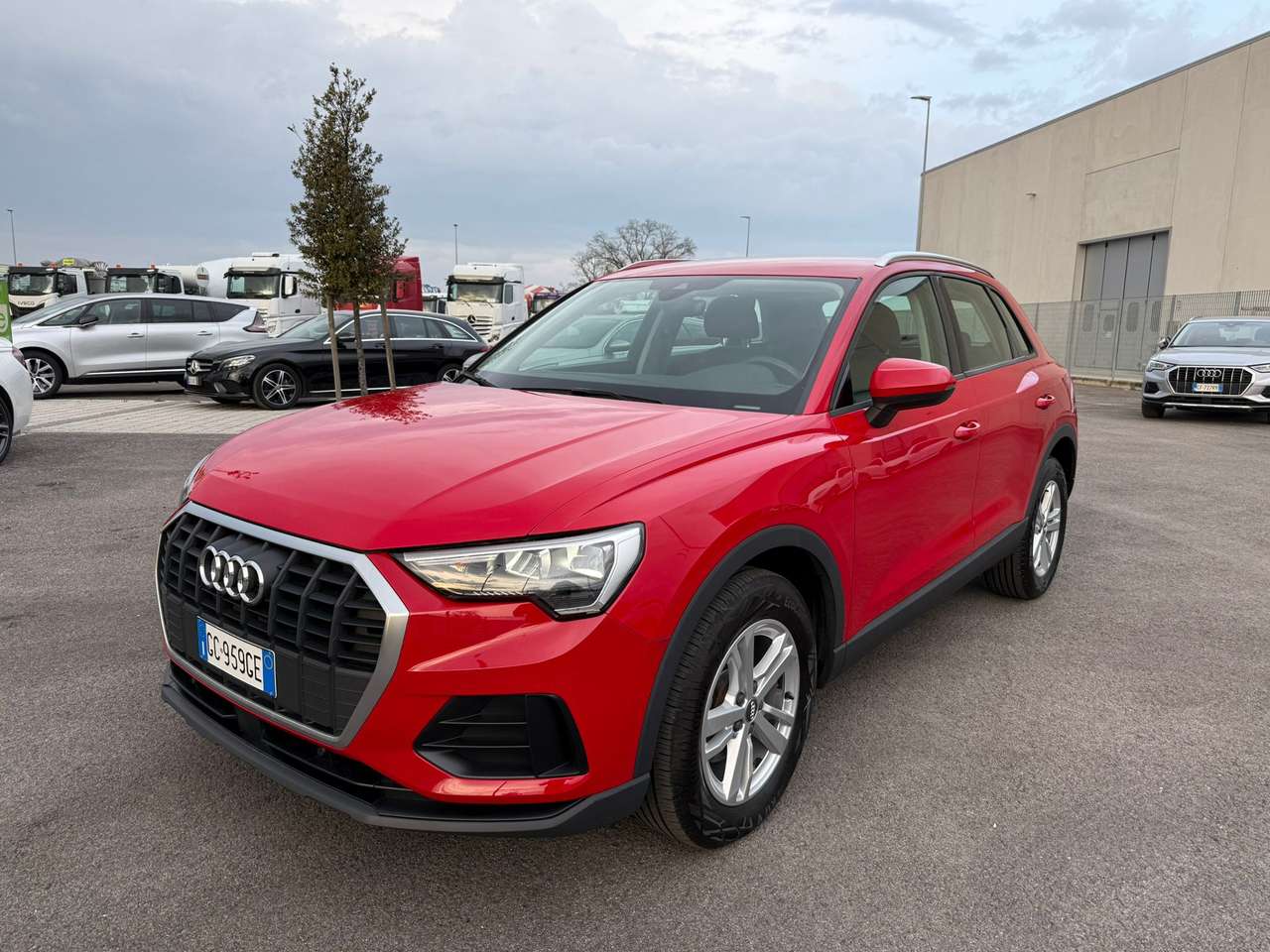 Audi Q3 Q3 35 2.0 tdi Business s-tronic