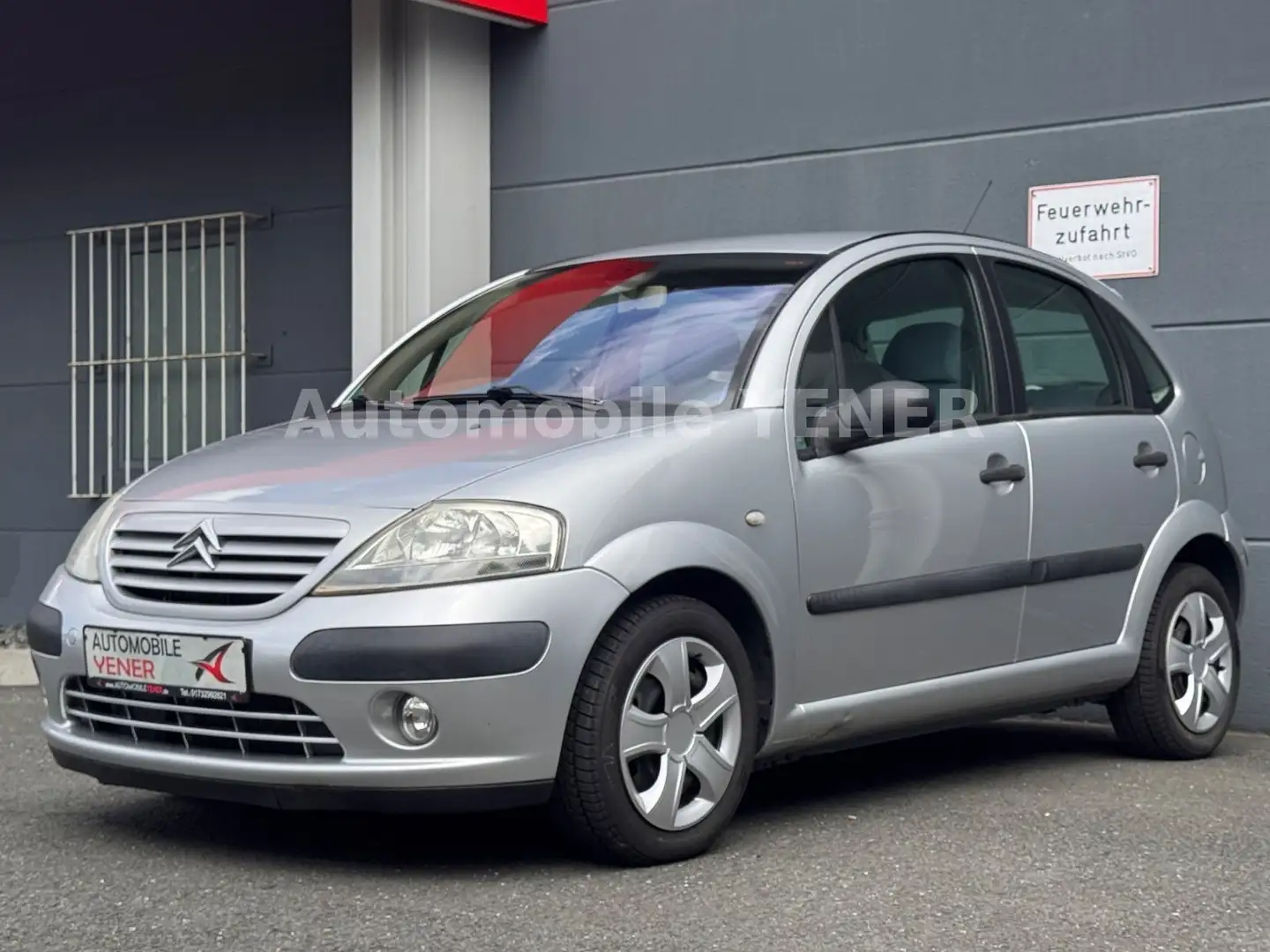 Citroen C3 1.4 VSX Automatik Klima Blueto. *TÜV NEU* Silber - 1
