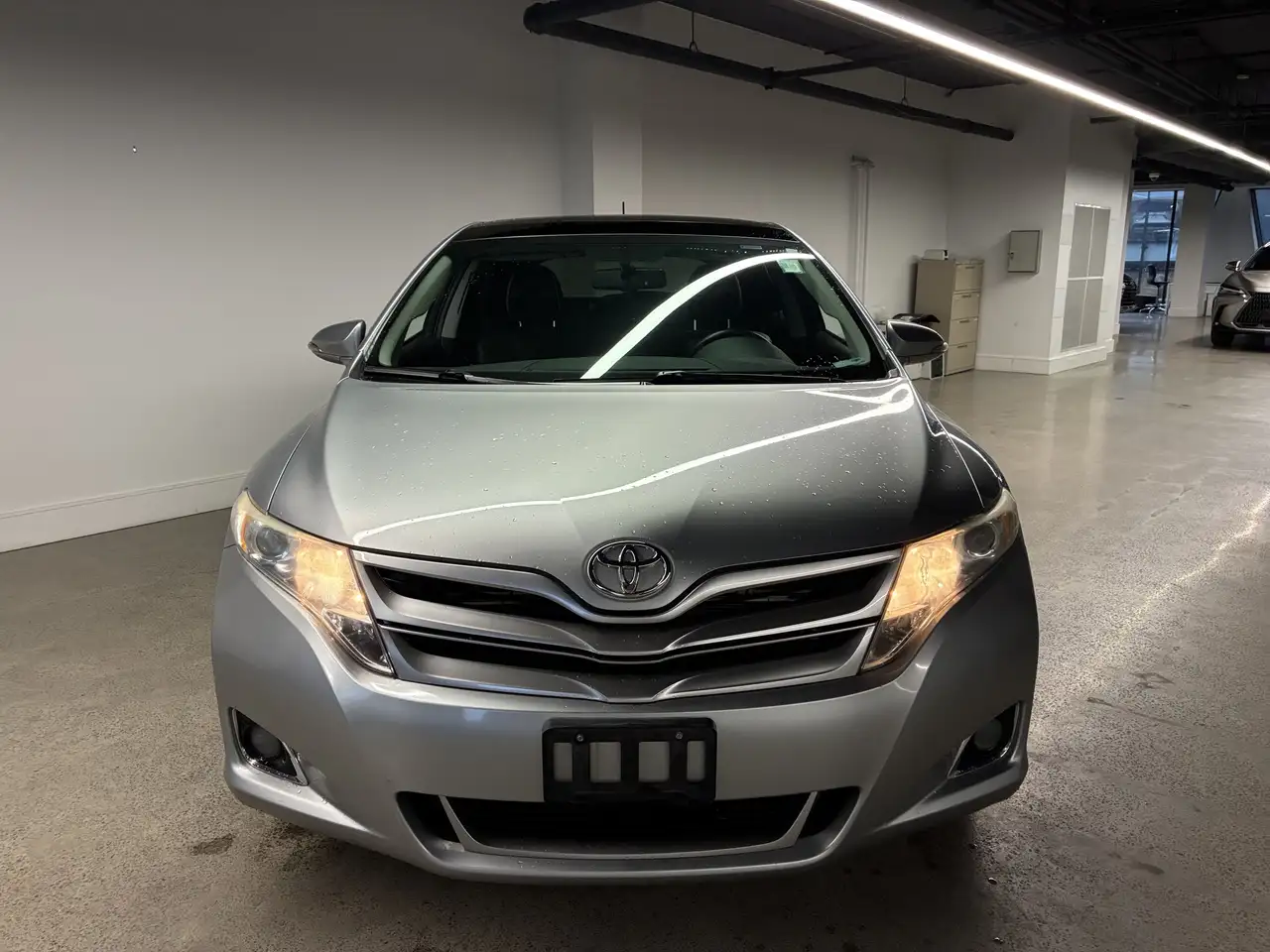 Toyota Venza снимка Toyota Venza