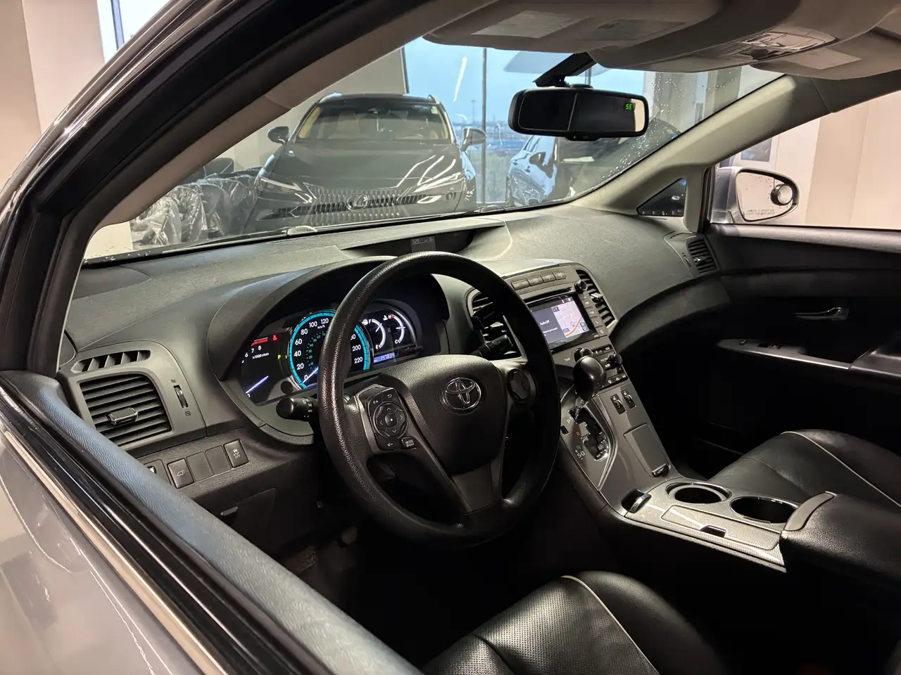 Toyota Venza снимка Toyota Venza