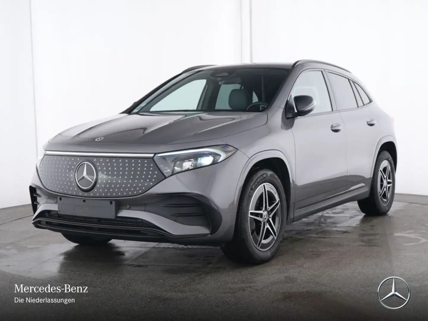 Mercedes-Benz EQA 300 4M AMG+NIGHT+ADVANCED+KAMERA+SPUR Grau - 2