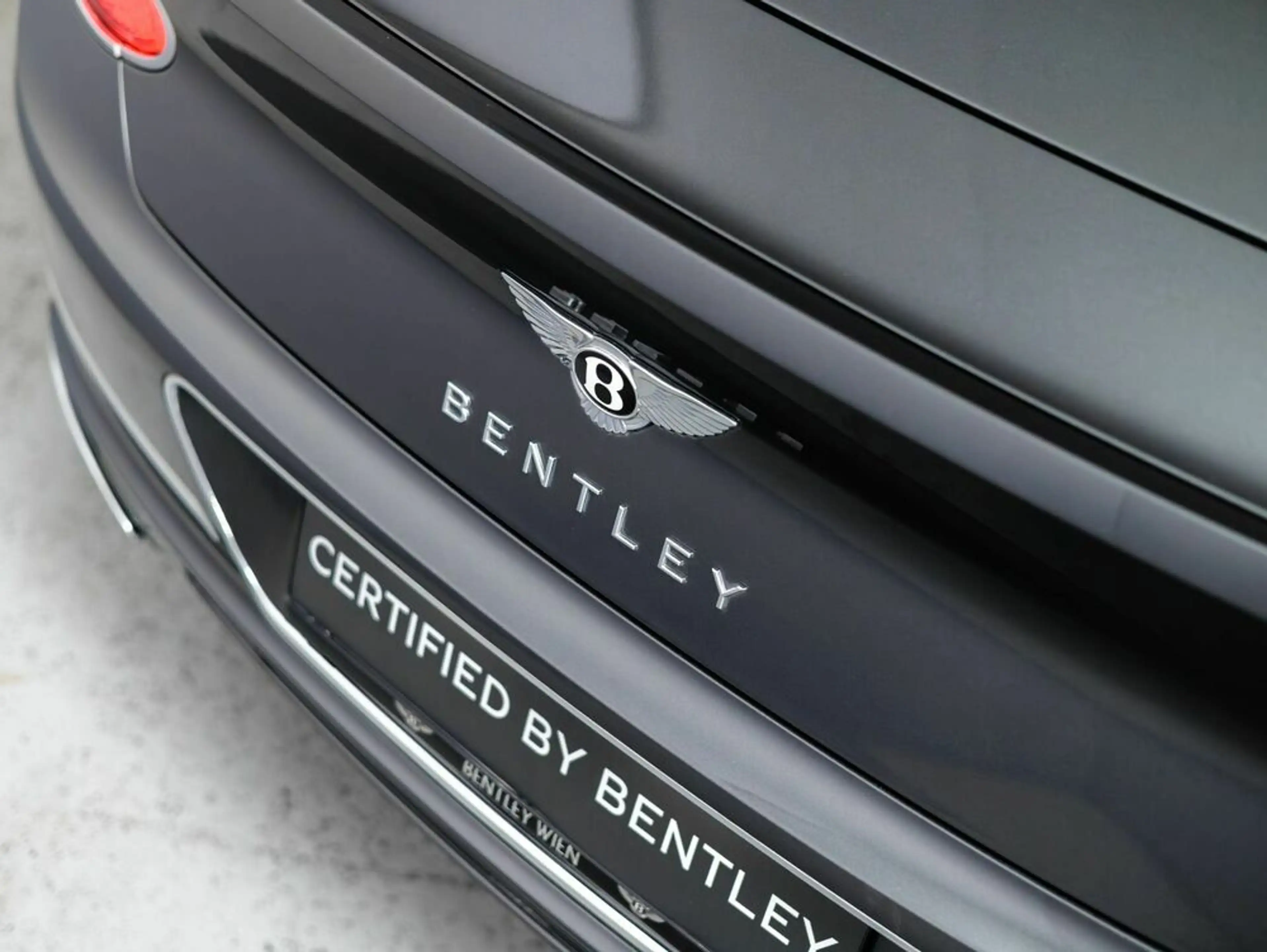 Bentley Continental GT First Edition W12 — photo 11