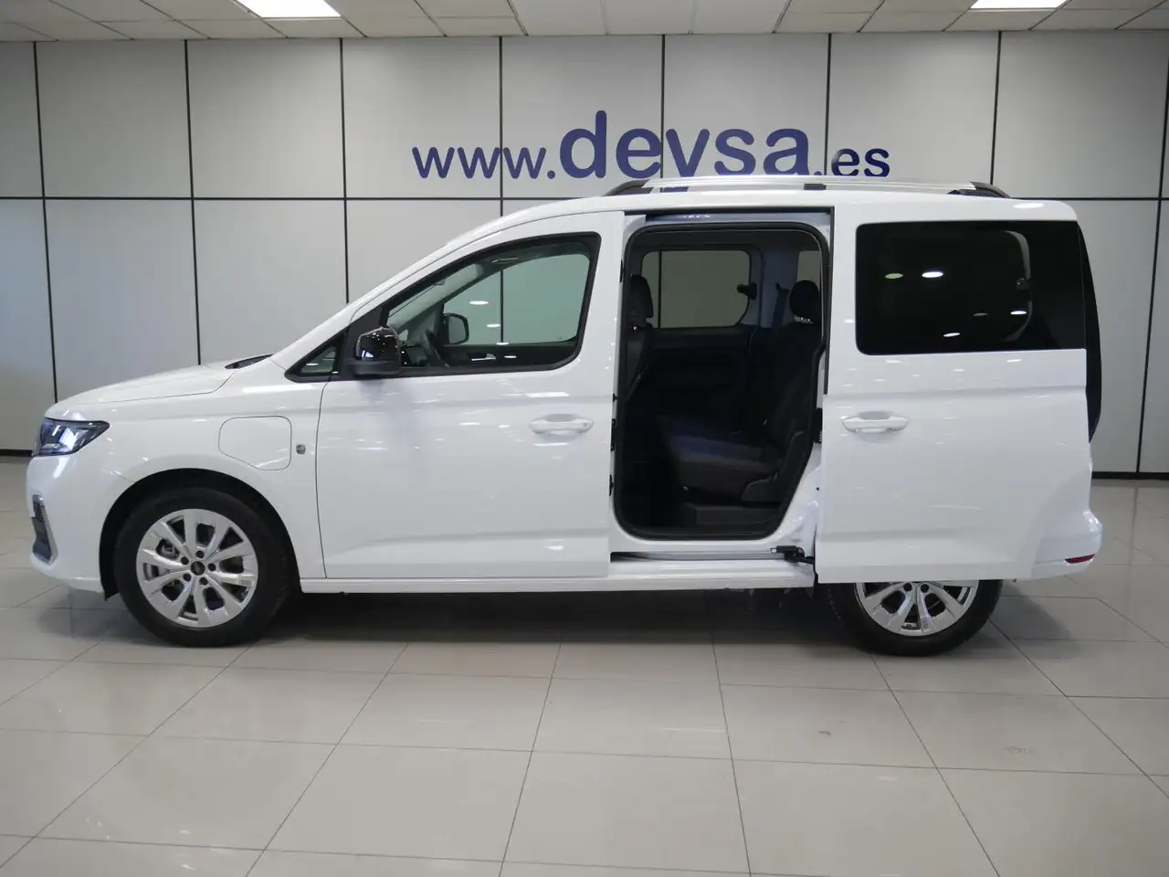 Ford Tourneo Connect 2026