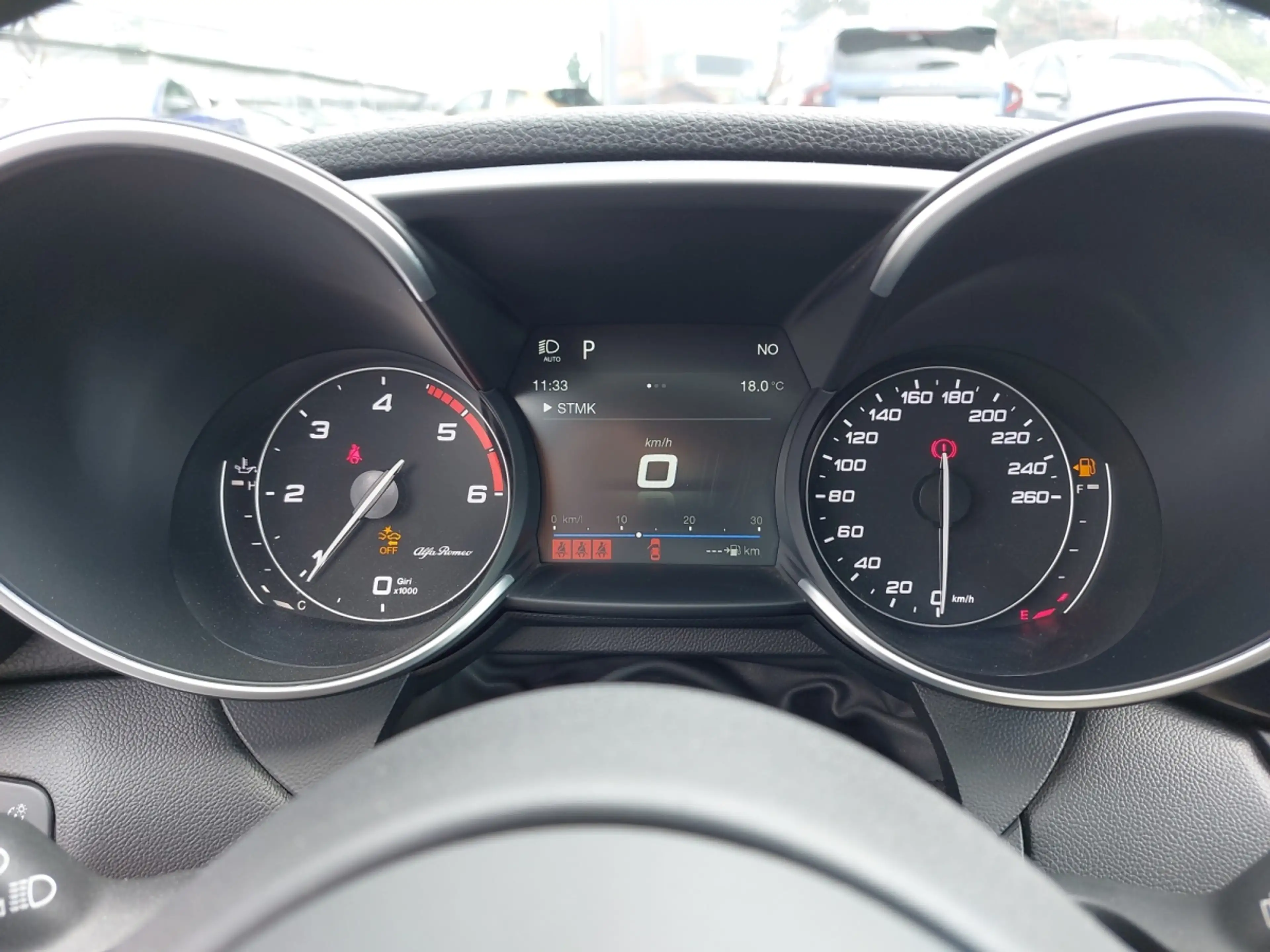 Alfa Romeo Giulia Veloce 2.2 210 AT AWD — photo 15