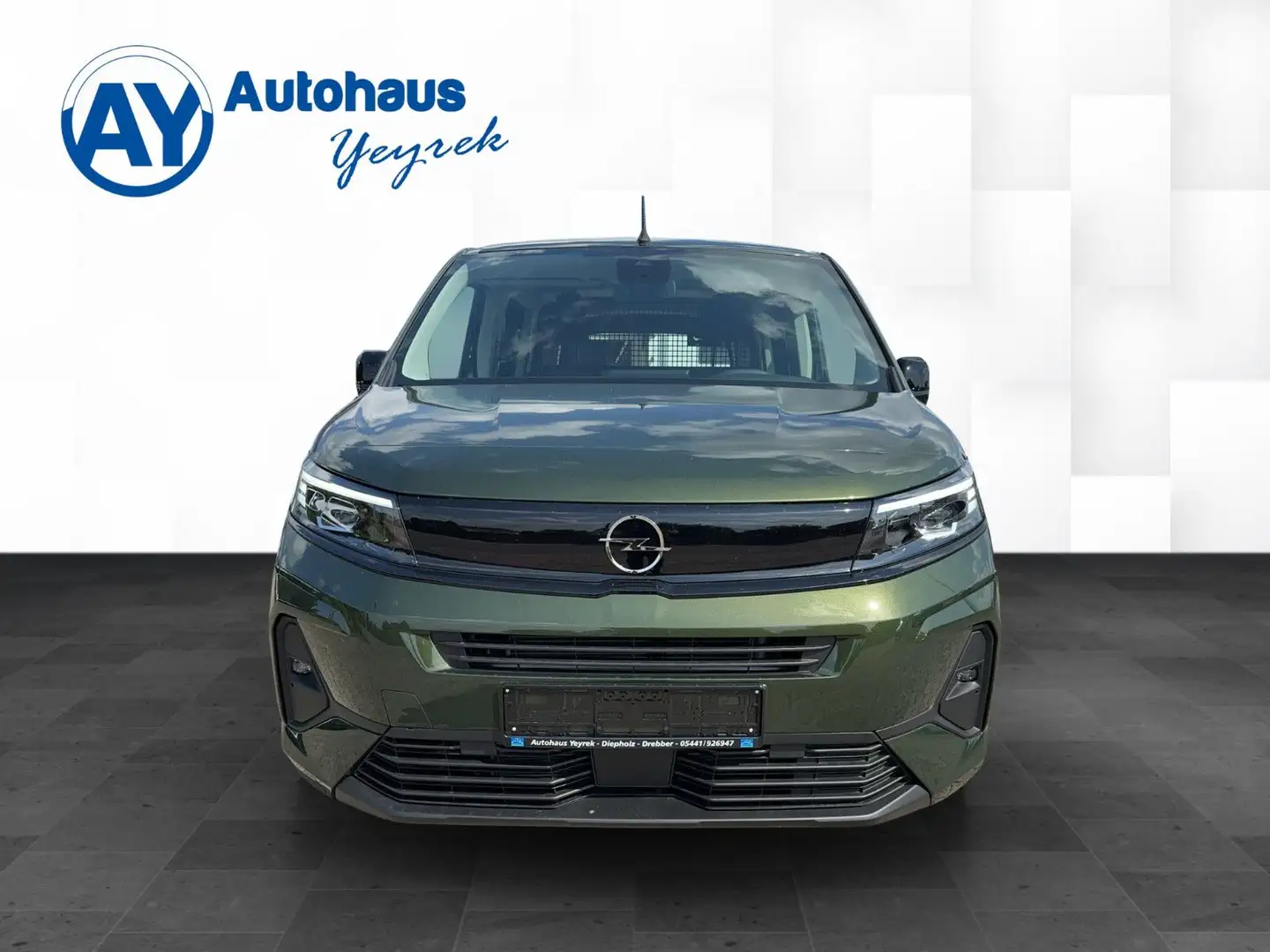 Opel Combo Life 1.5 D Faceliftt/Ultimate*ABVERKAUF* Verde - 2