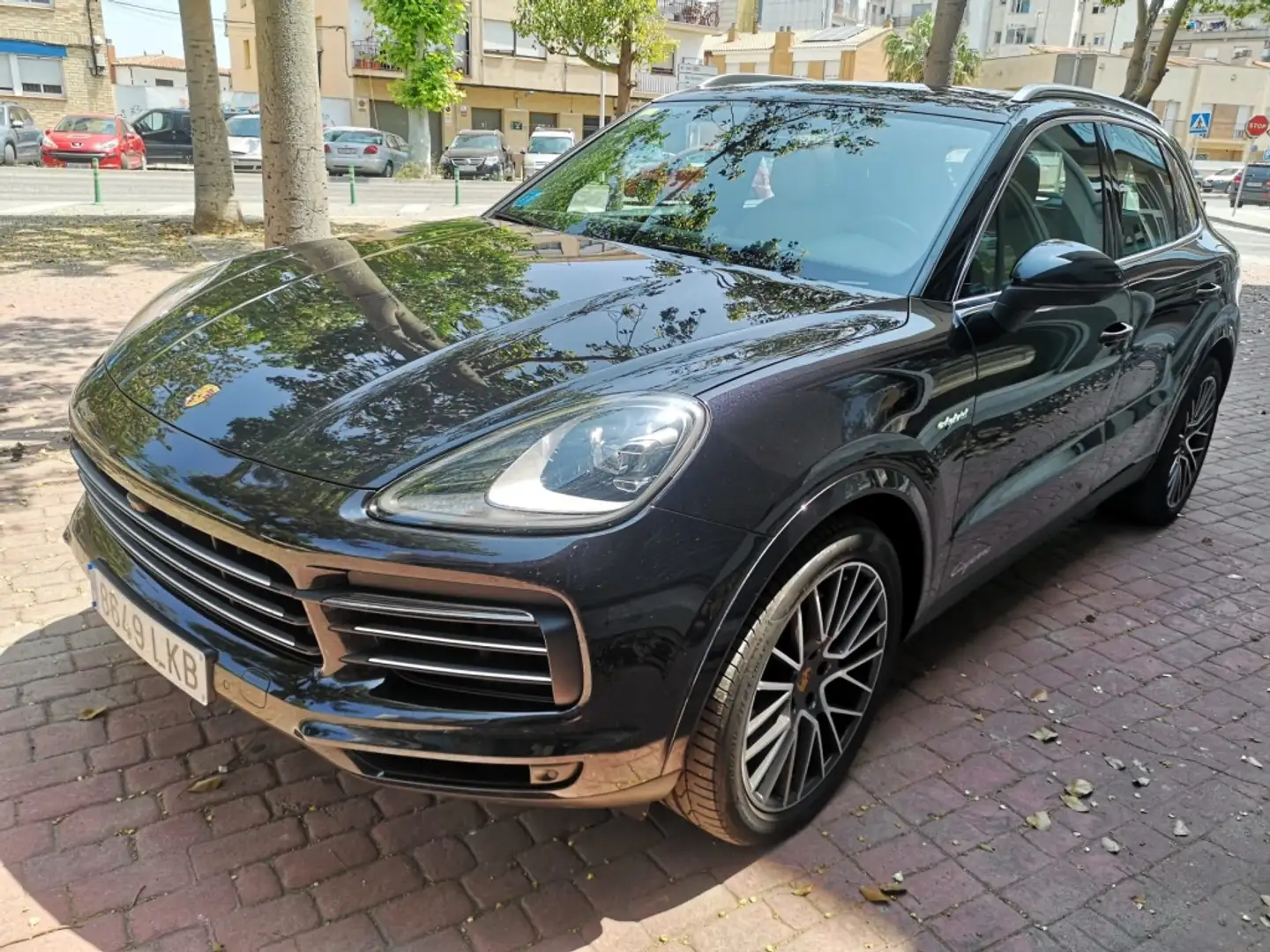 Porsche Cayenne E-Hybrid Aut. Noir - 2